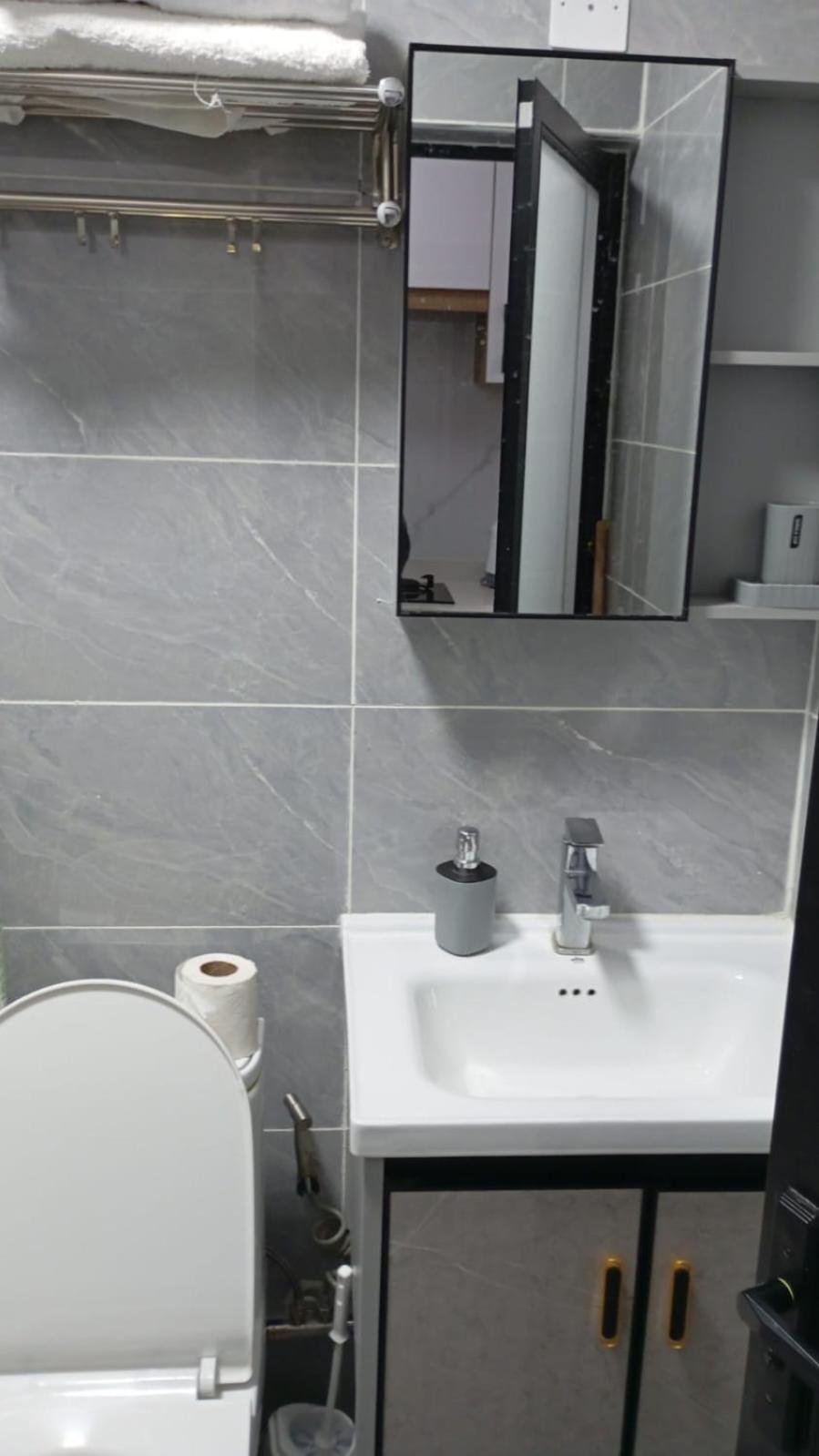 Apartment Executive Studio-kilimani *