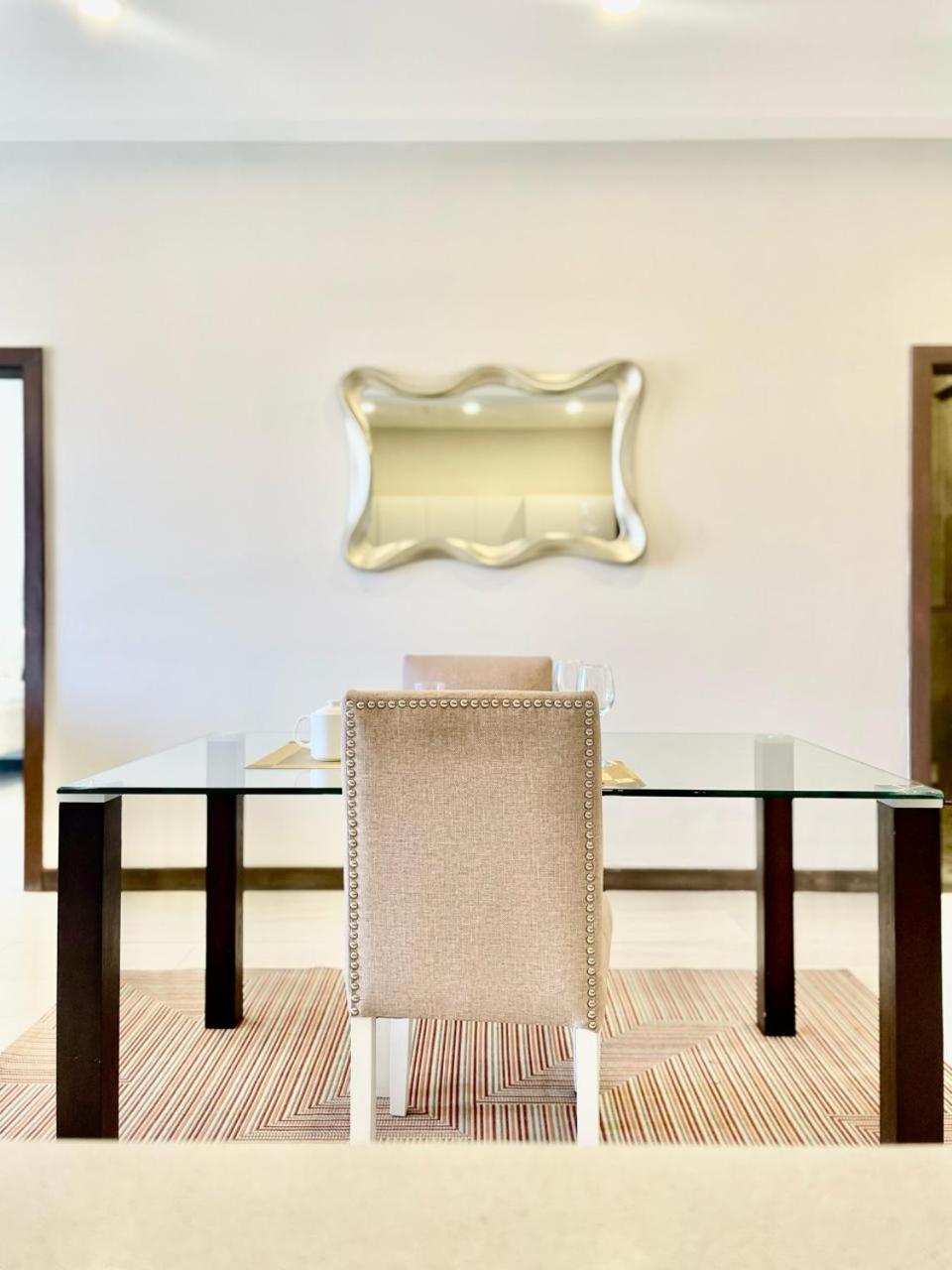 Skynest Residences Nairobi, Westlands Apartment *