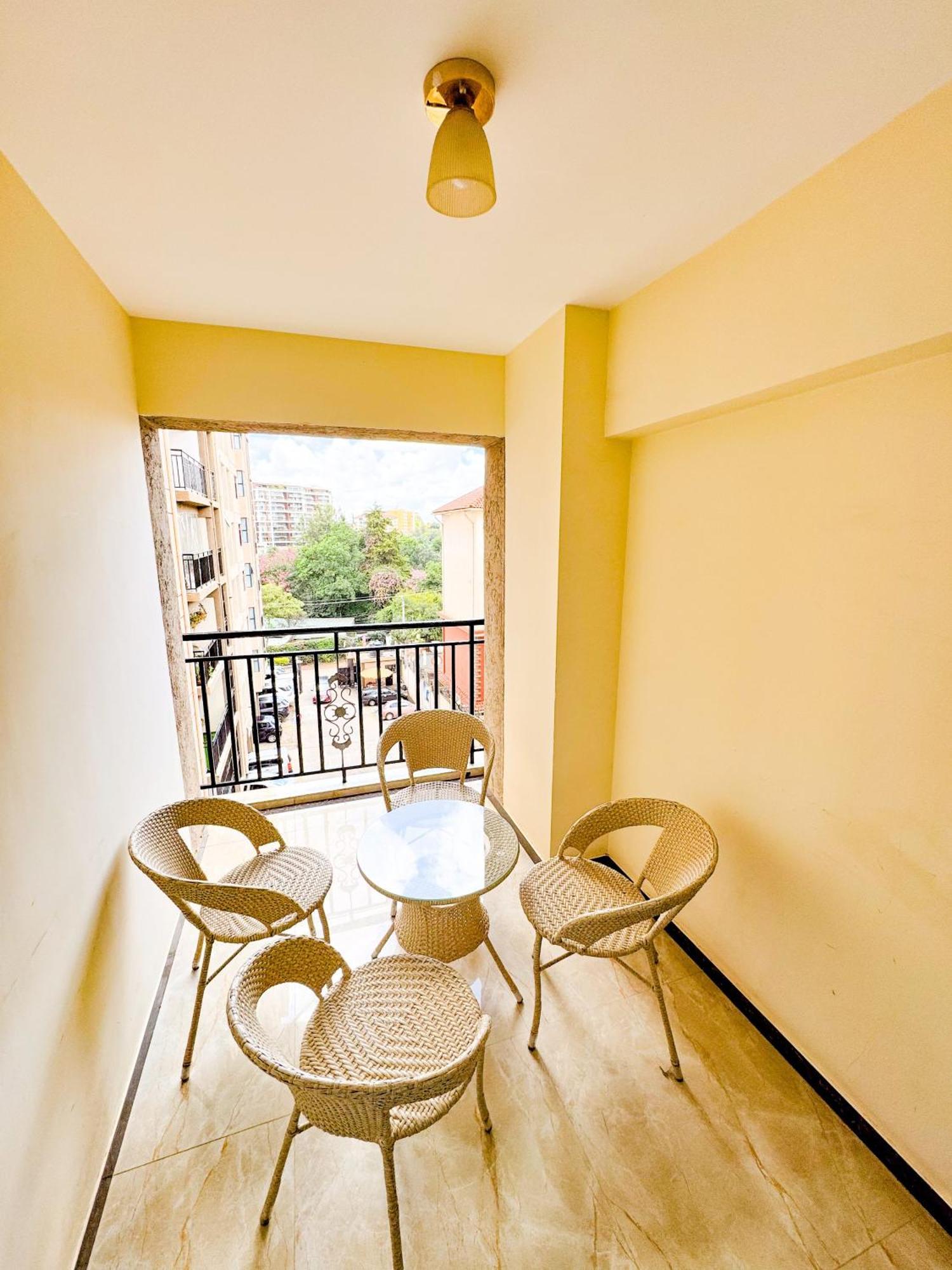 Cozy In Kilimani Close To Yaya Center * Nairobi