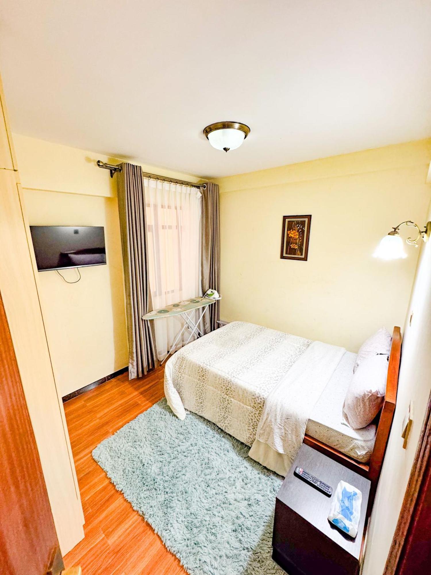 Cozy In Kilimani Close To Yaya Center Apartment Nairobi