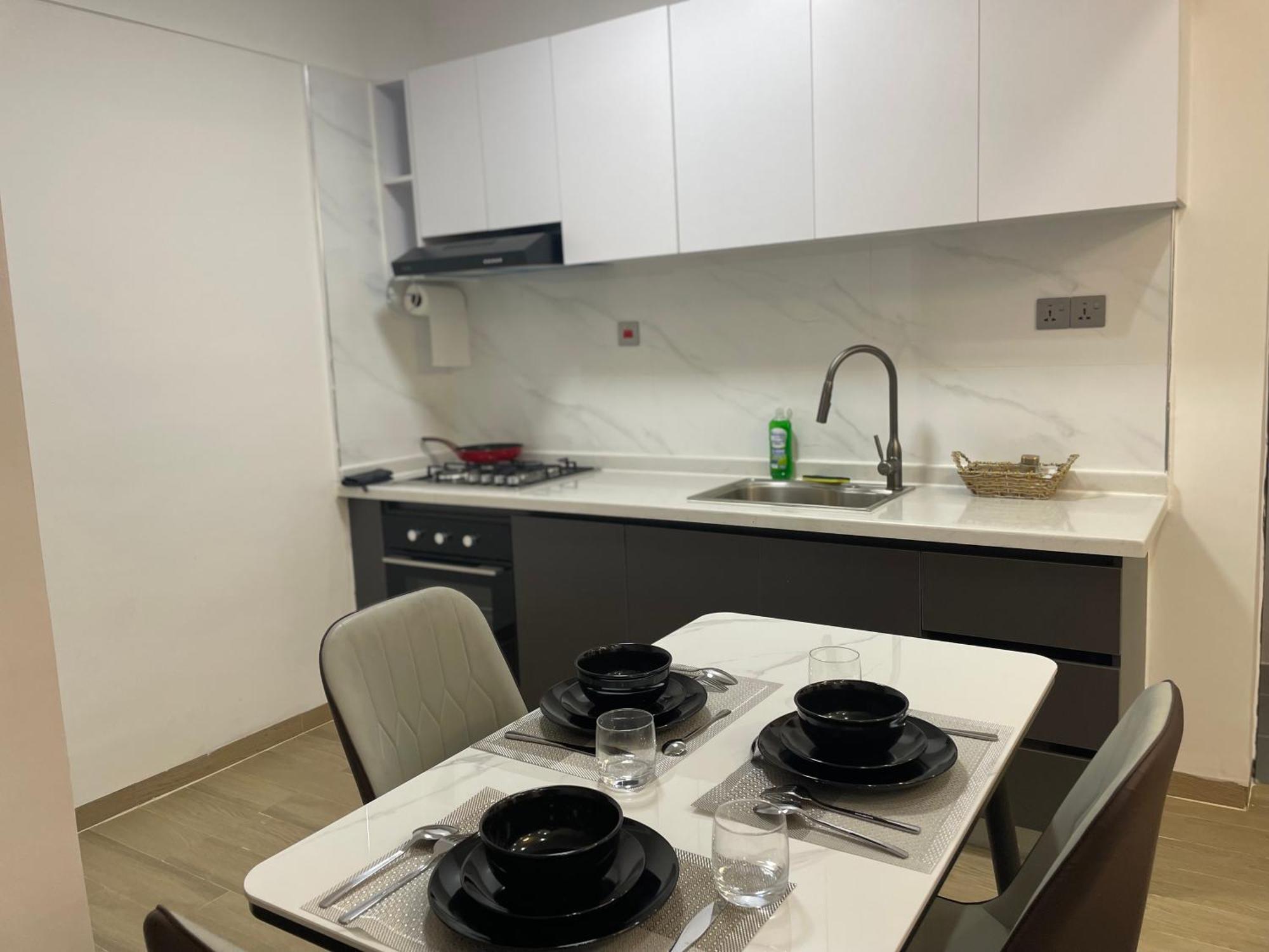 Marina Bay Square Apartment