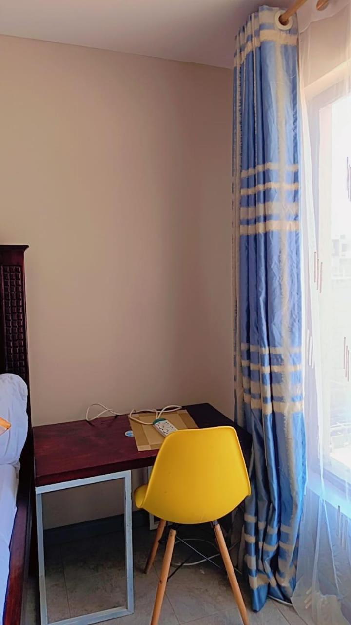 Rew 26 * Nairobi