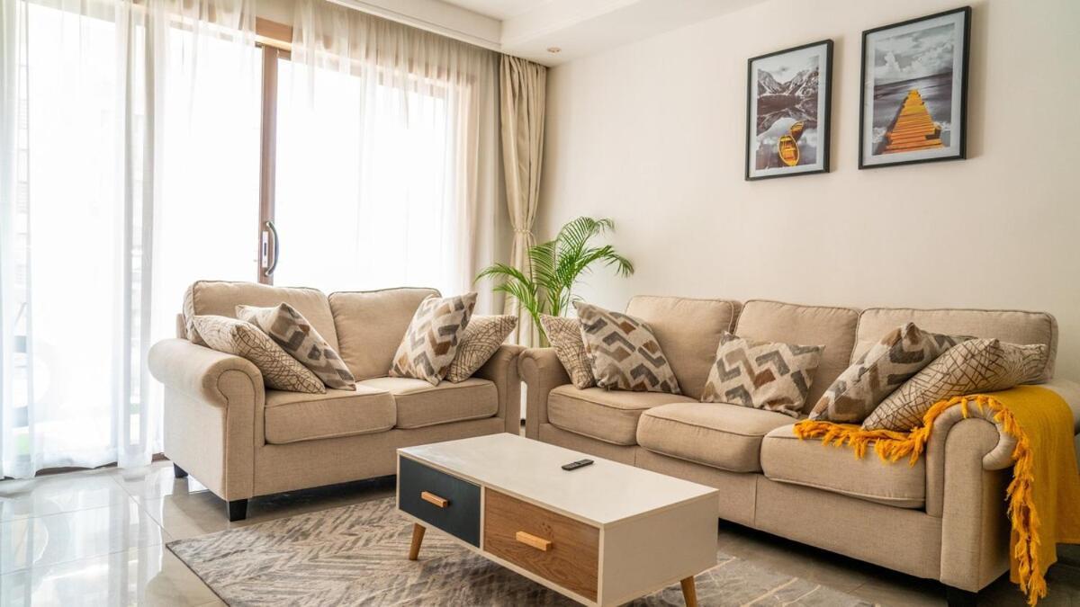 Apartment Luxurious One Bedroom Furnished At Riverside, *