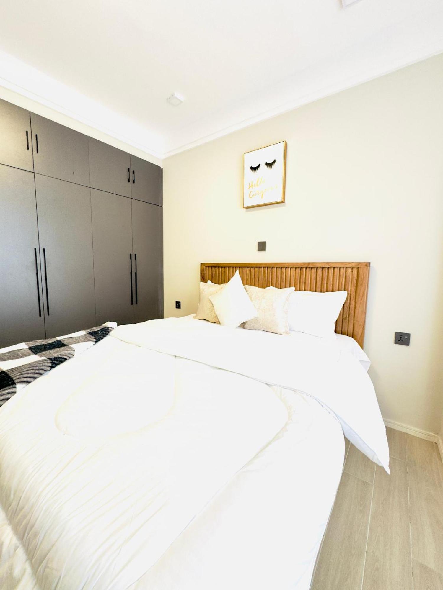 Apartment Densha Homes *