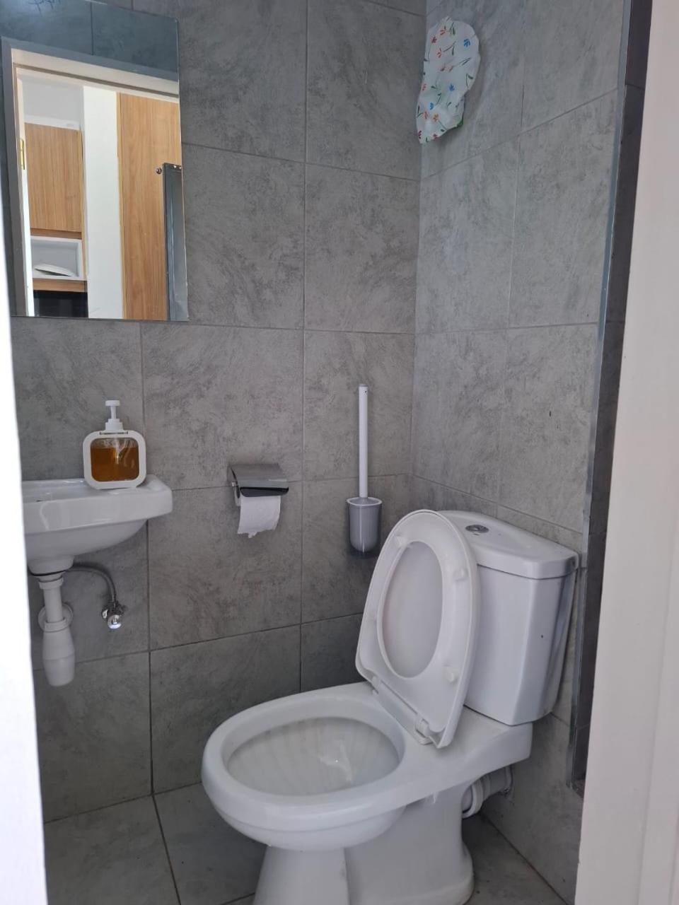 Rew 12 Apartment Nairobi