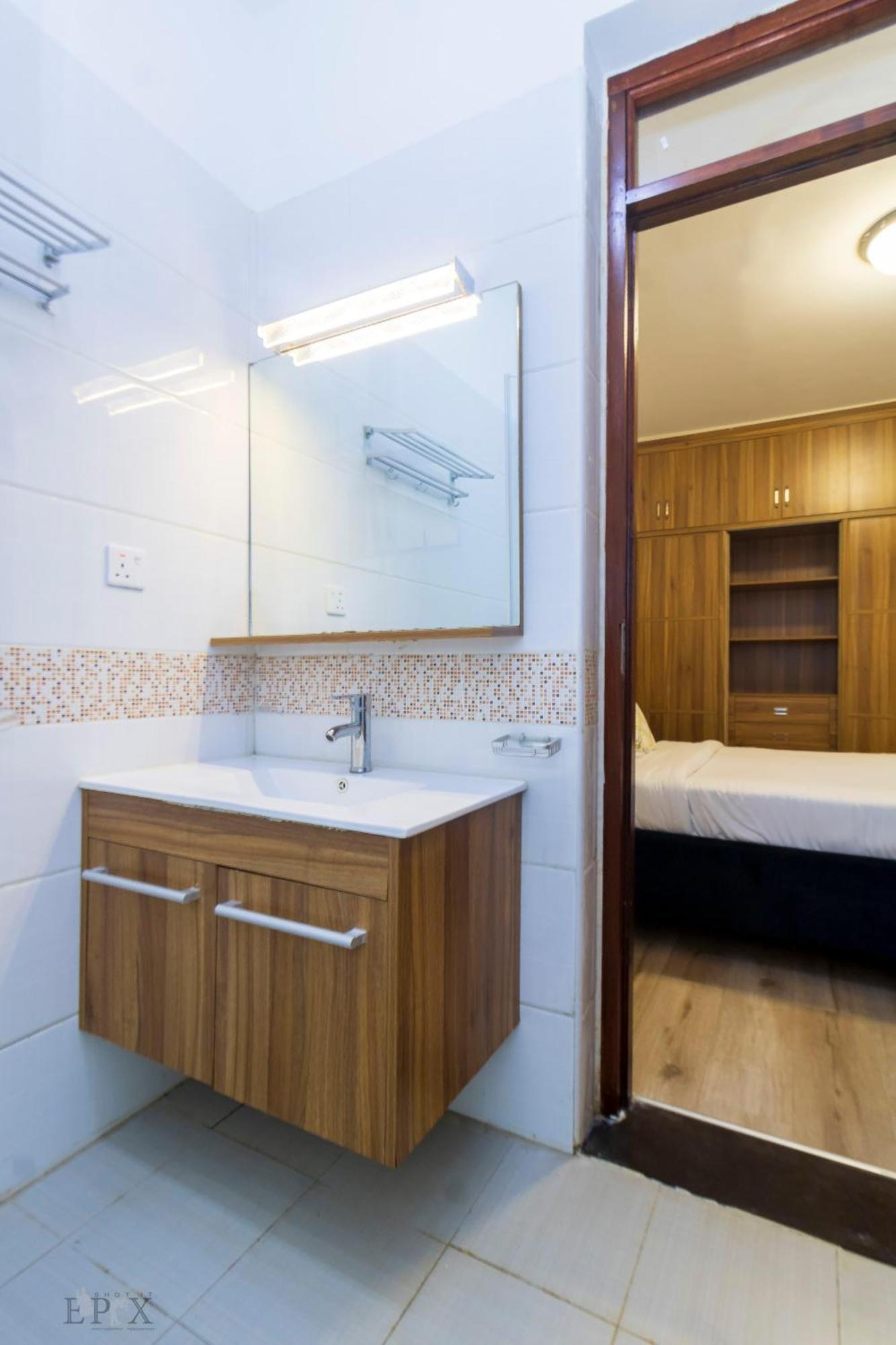 Luxurious Two Bedroom With Well Equipped Gym ,heated Swimming Pool, Ample Parking Space And A Relaxing Rooftop With Amazing Views *