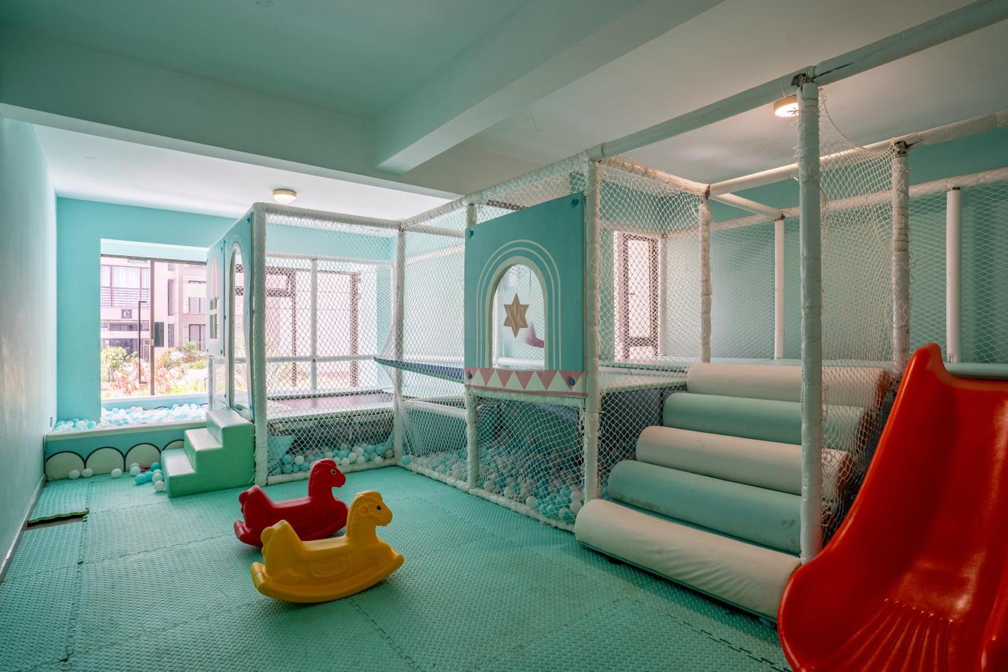Stylish 2bdr At 108 Riverside * Nairobi