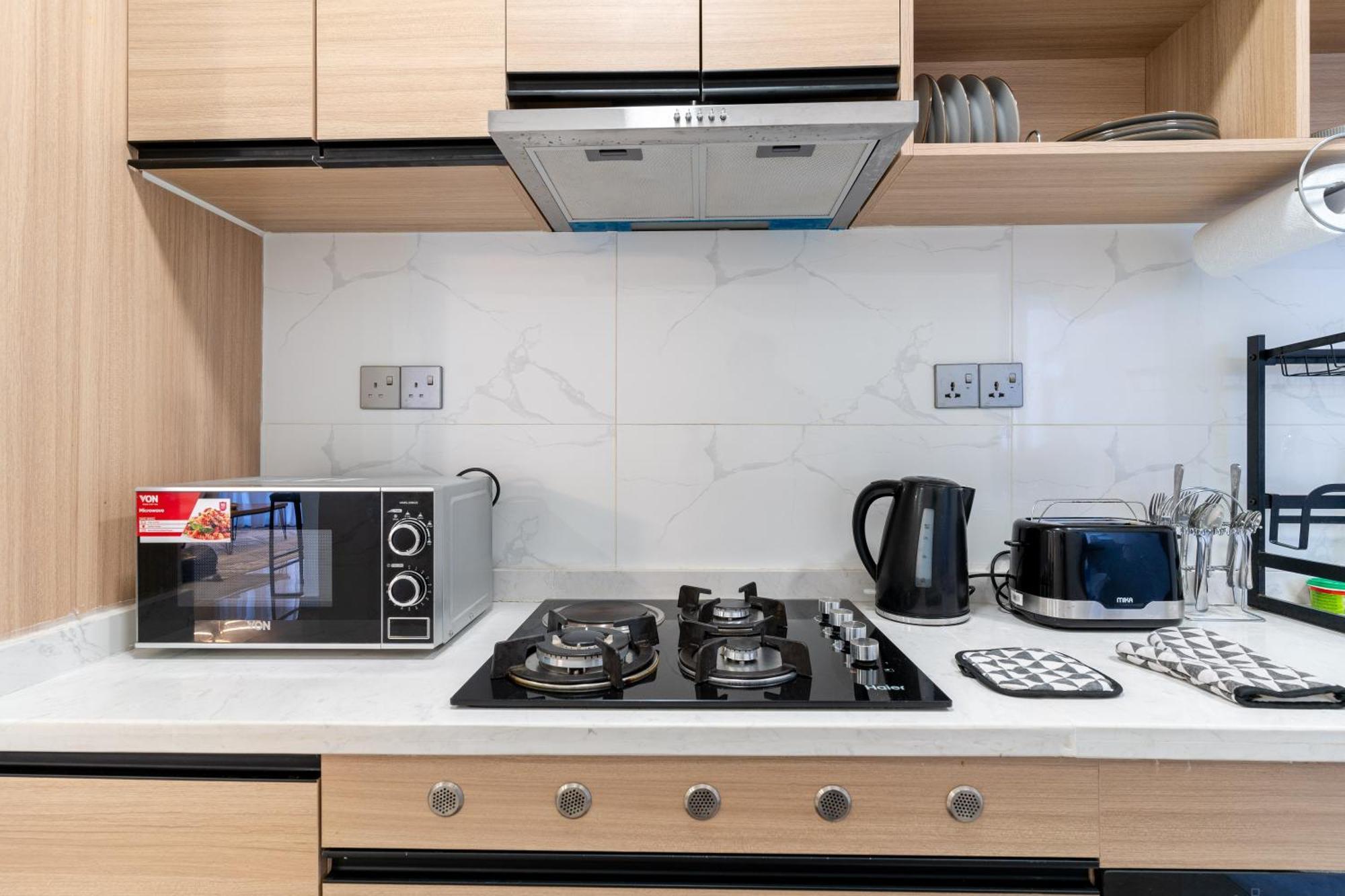 Stylish 2bdr At 108 Riverside
