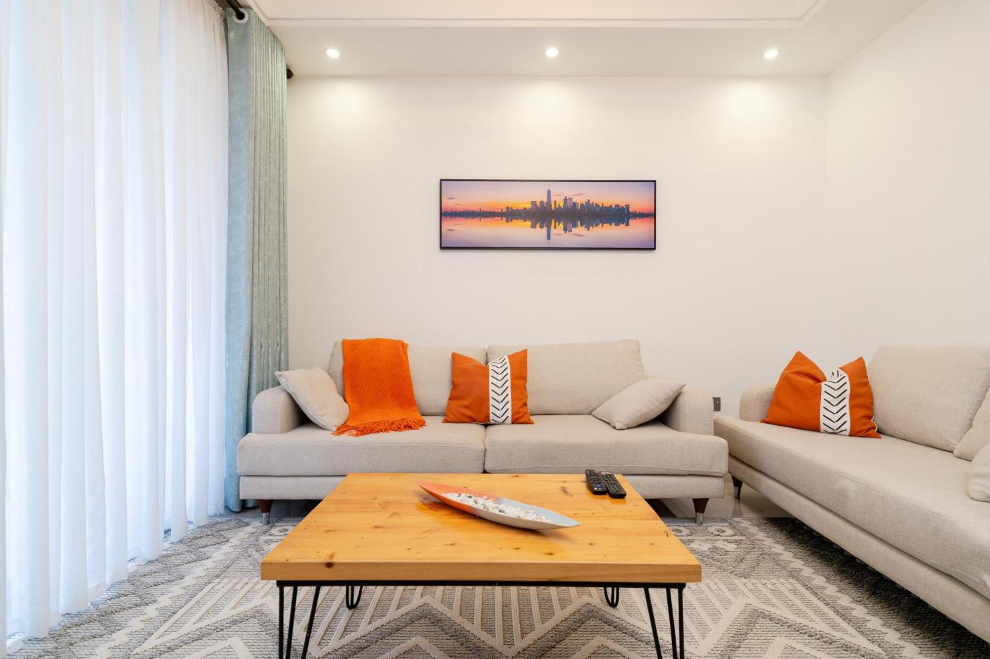Apartment Stylish 2bdr At 108 Riverside