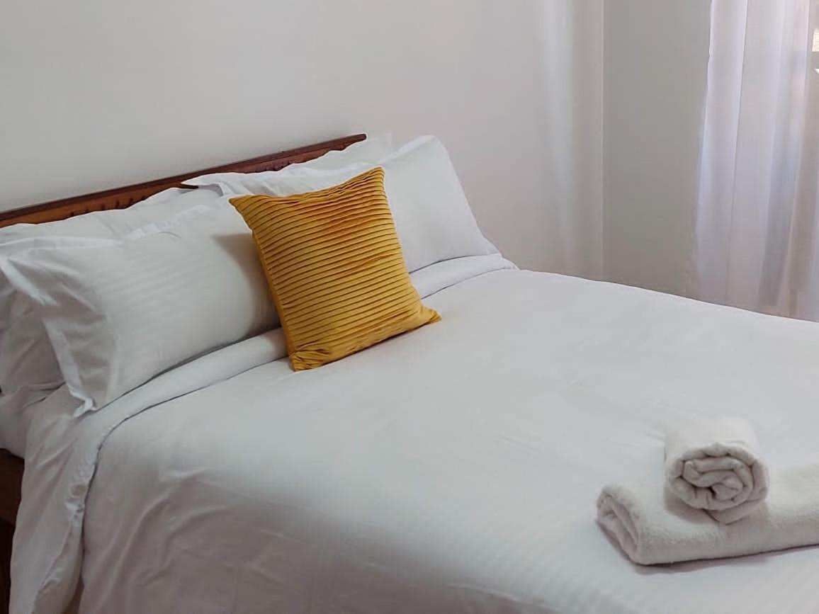 Lux Sapphire Court Apartment *
