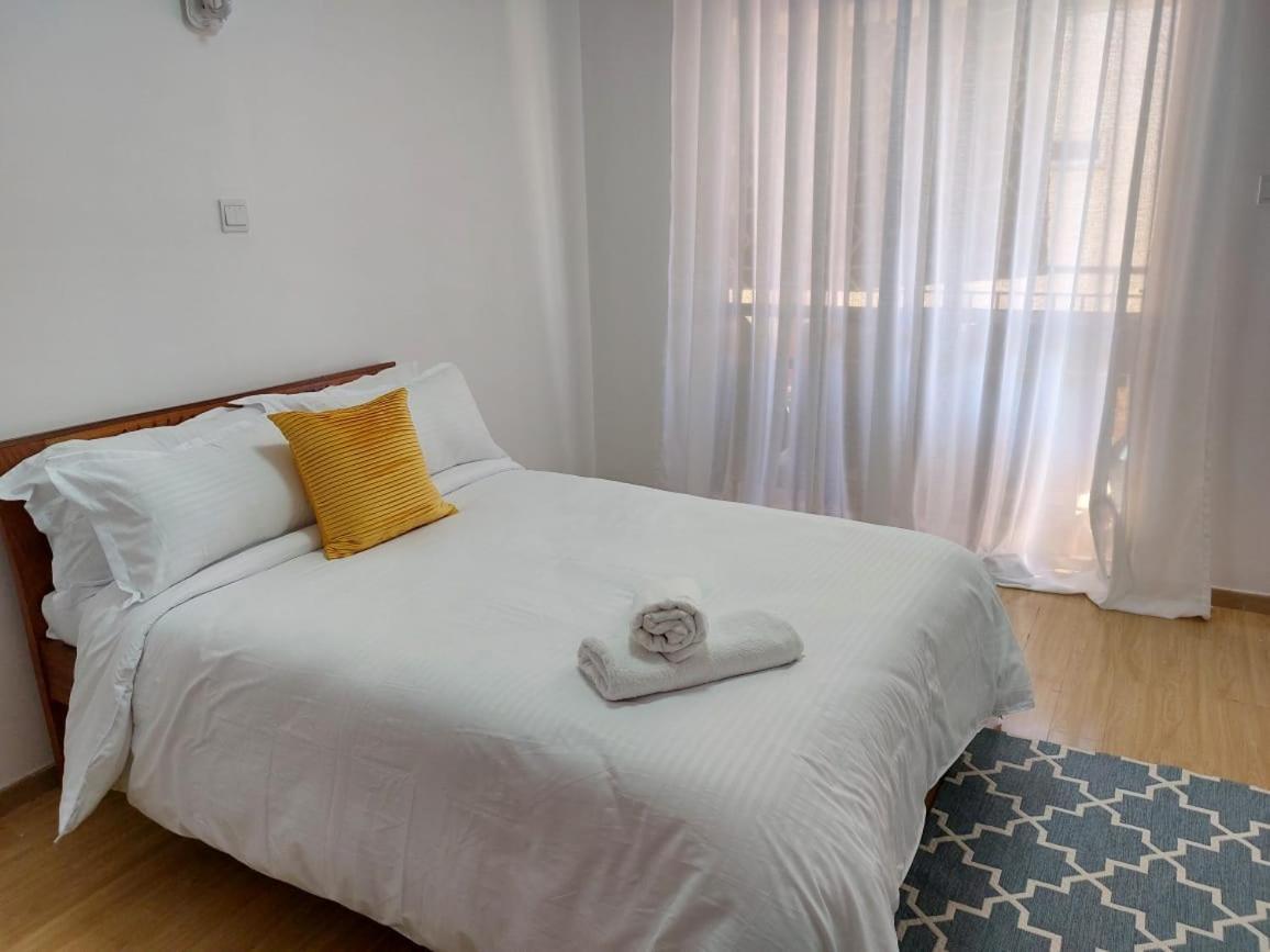 Lux Sapphire Court Apartment