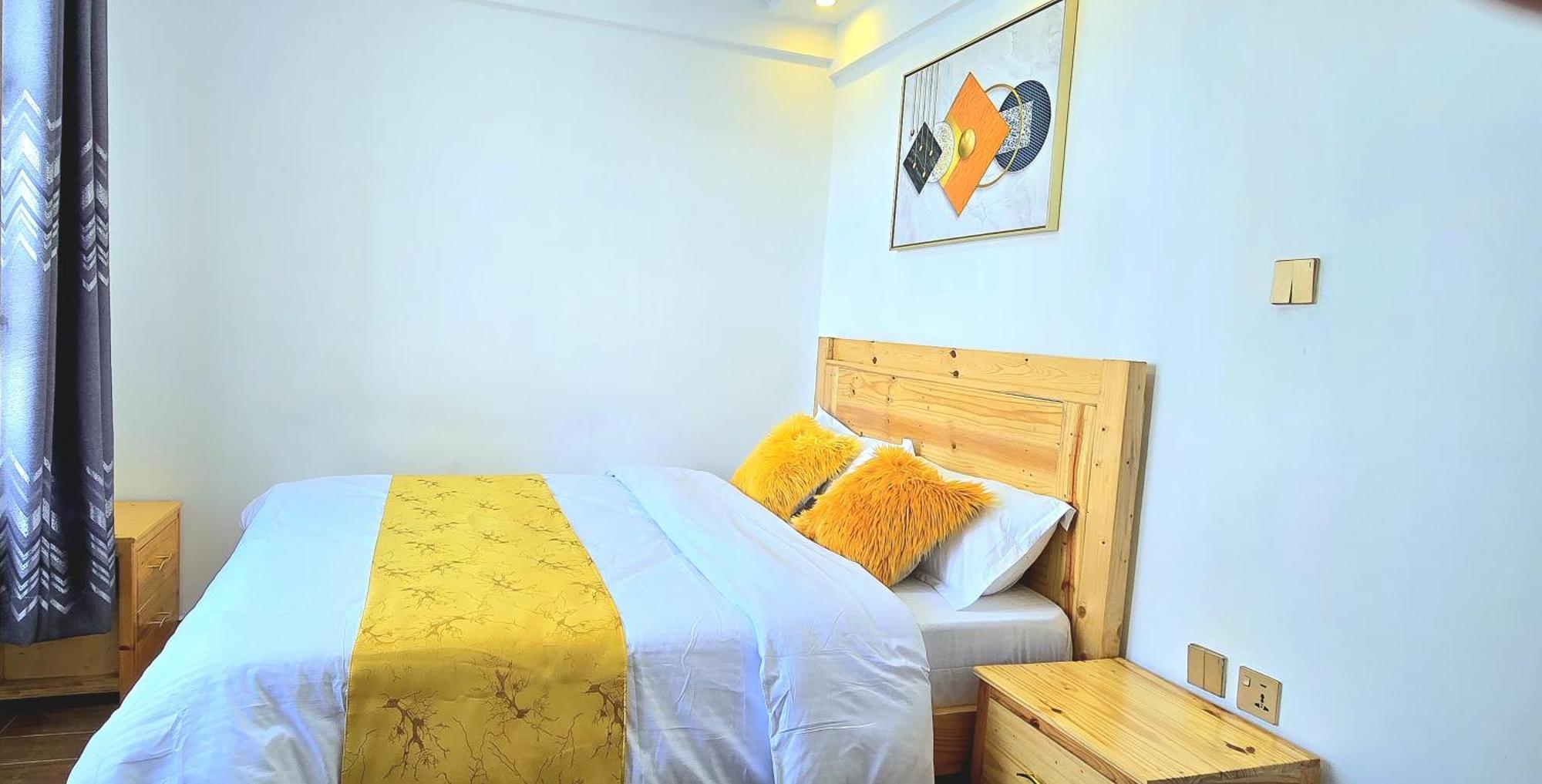 A Contemporary 2-bedroom Master Ensuite Unit - Kilimani Apartment *