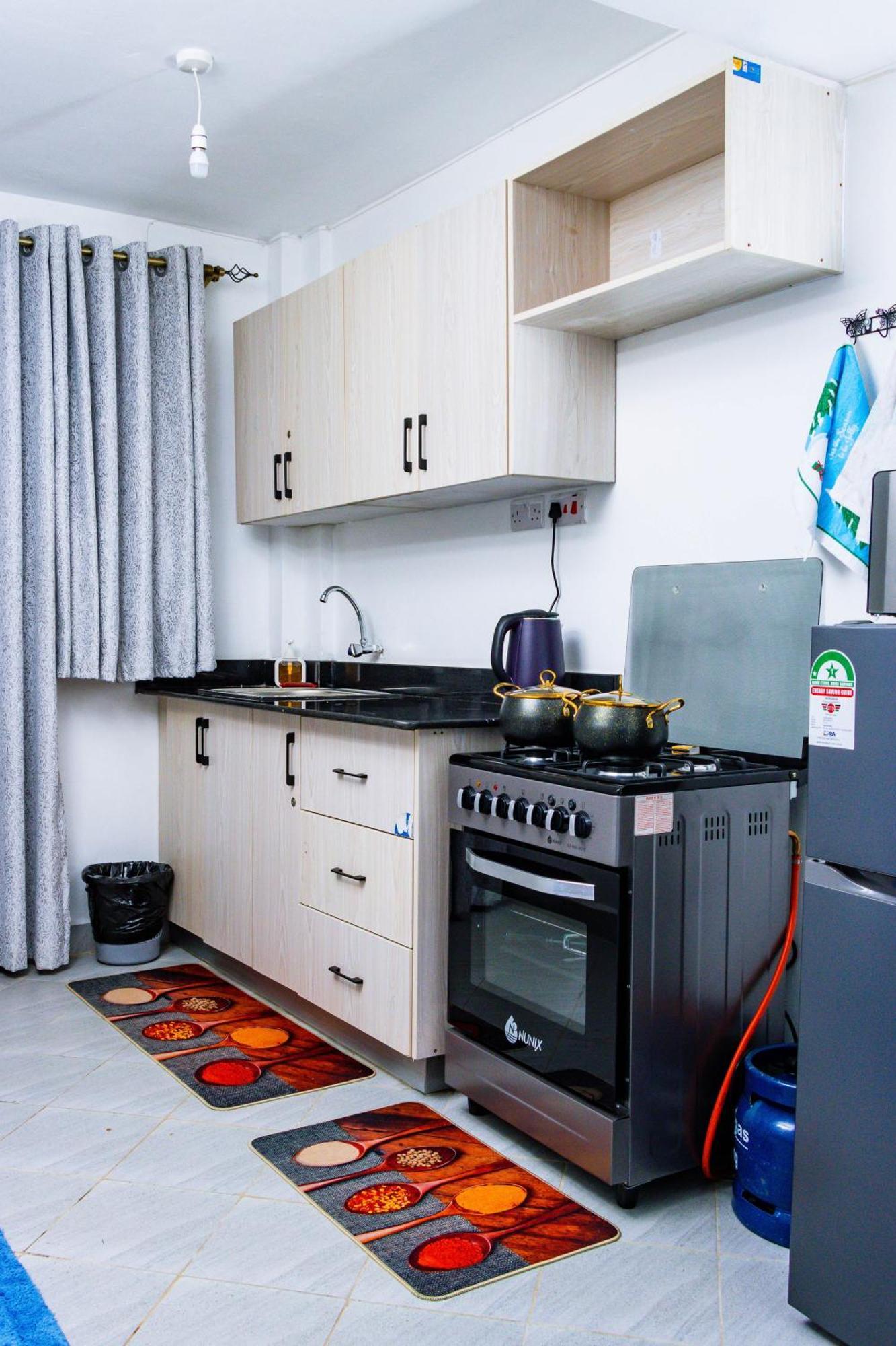 Studio, Waiyaki Way Apartment *