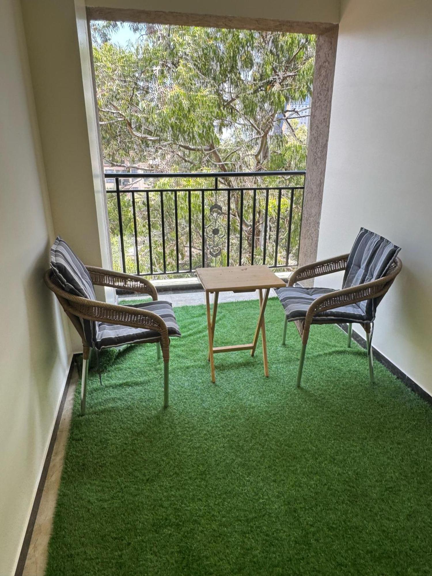 D Denis Garden Apartment *