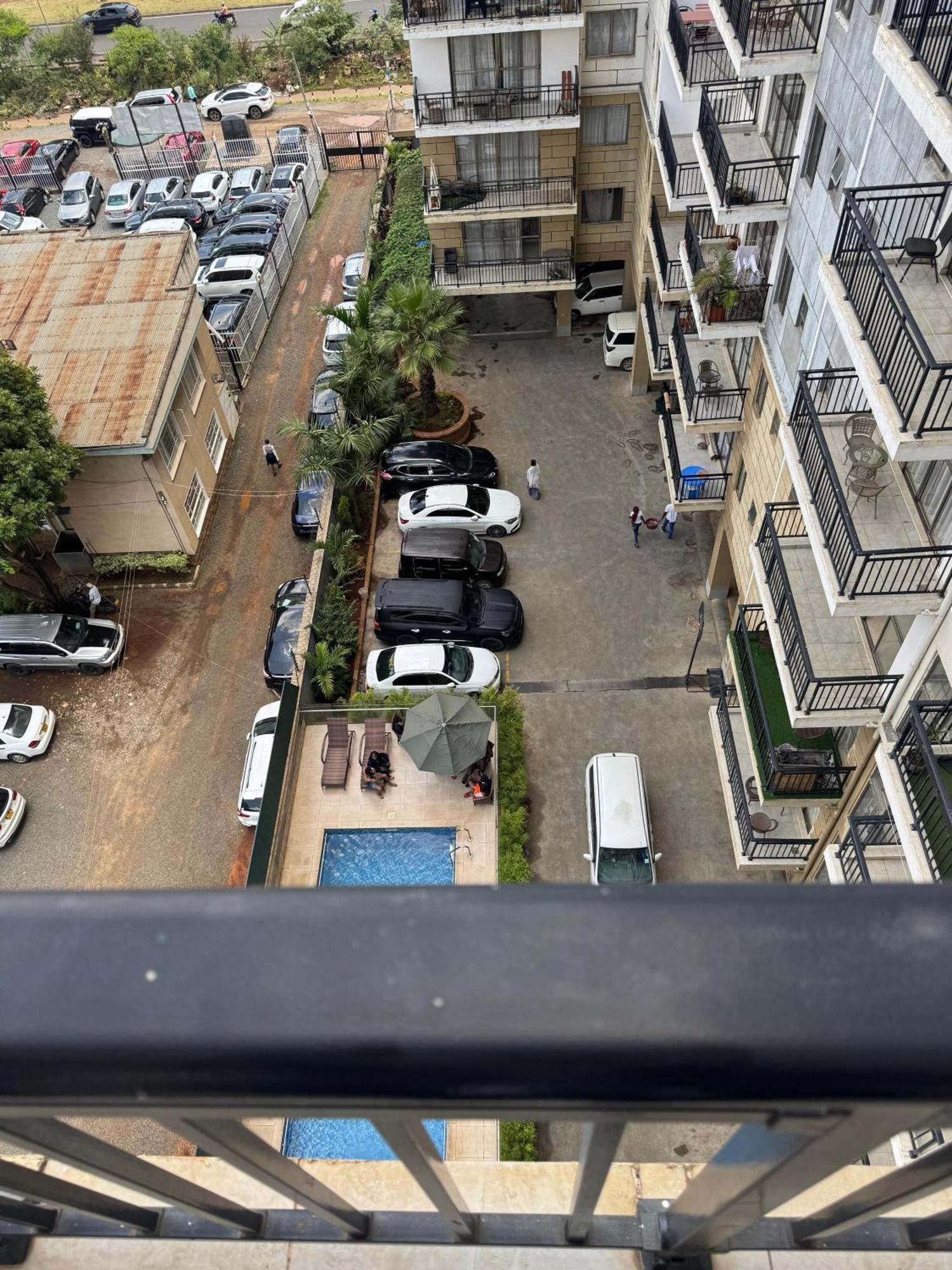 D Denis Garden * Nairobi