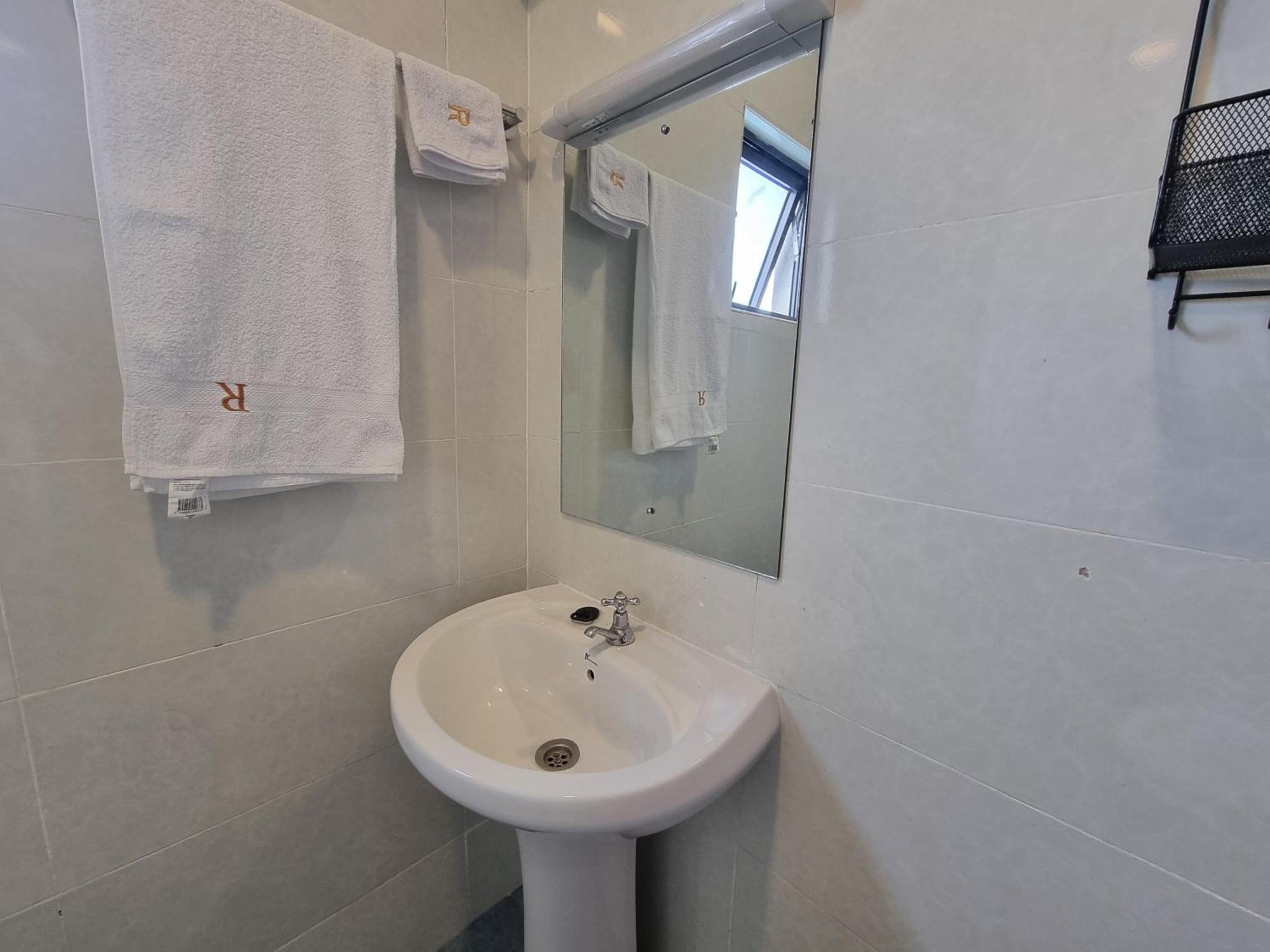 Apartment Luxore Apartments, Airport View *