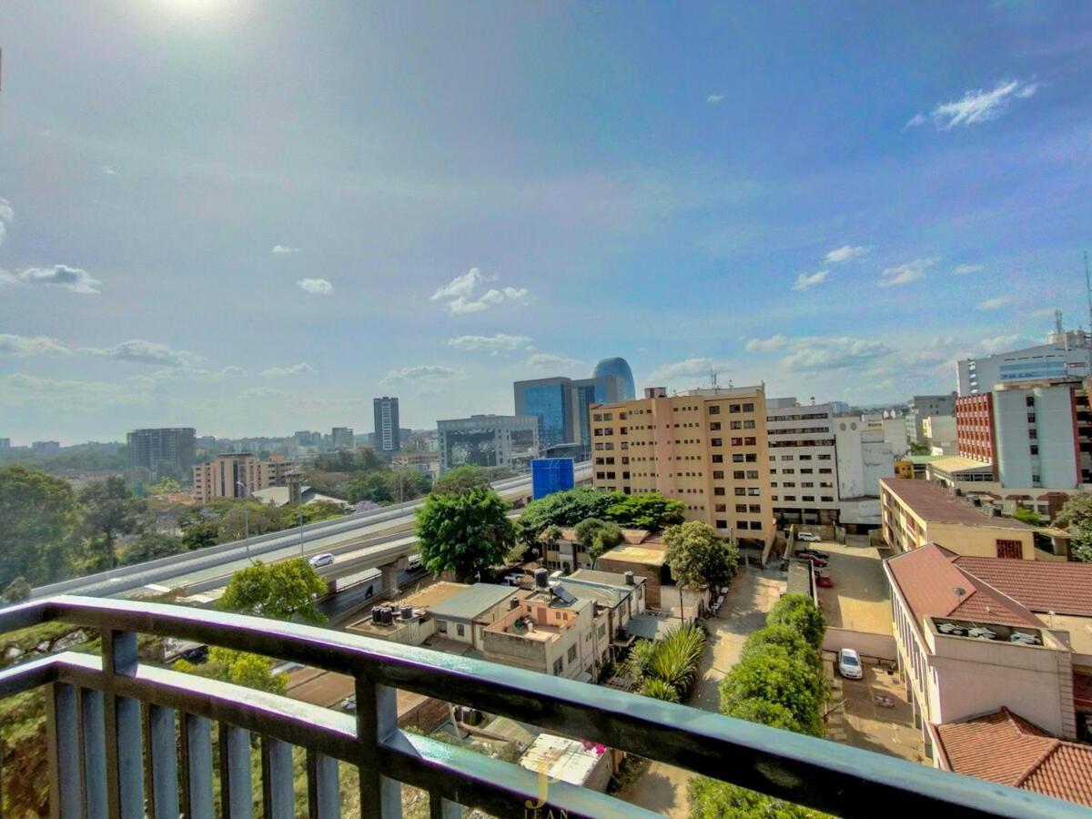 Westland Hub Fifth Apartment