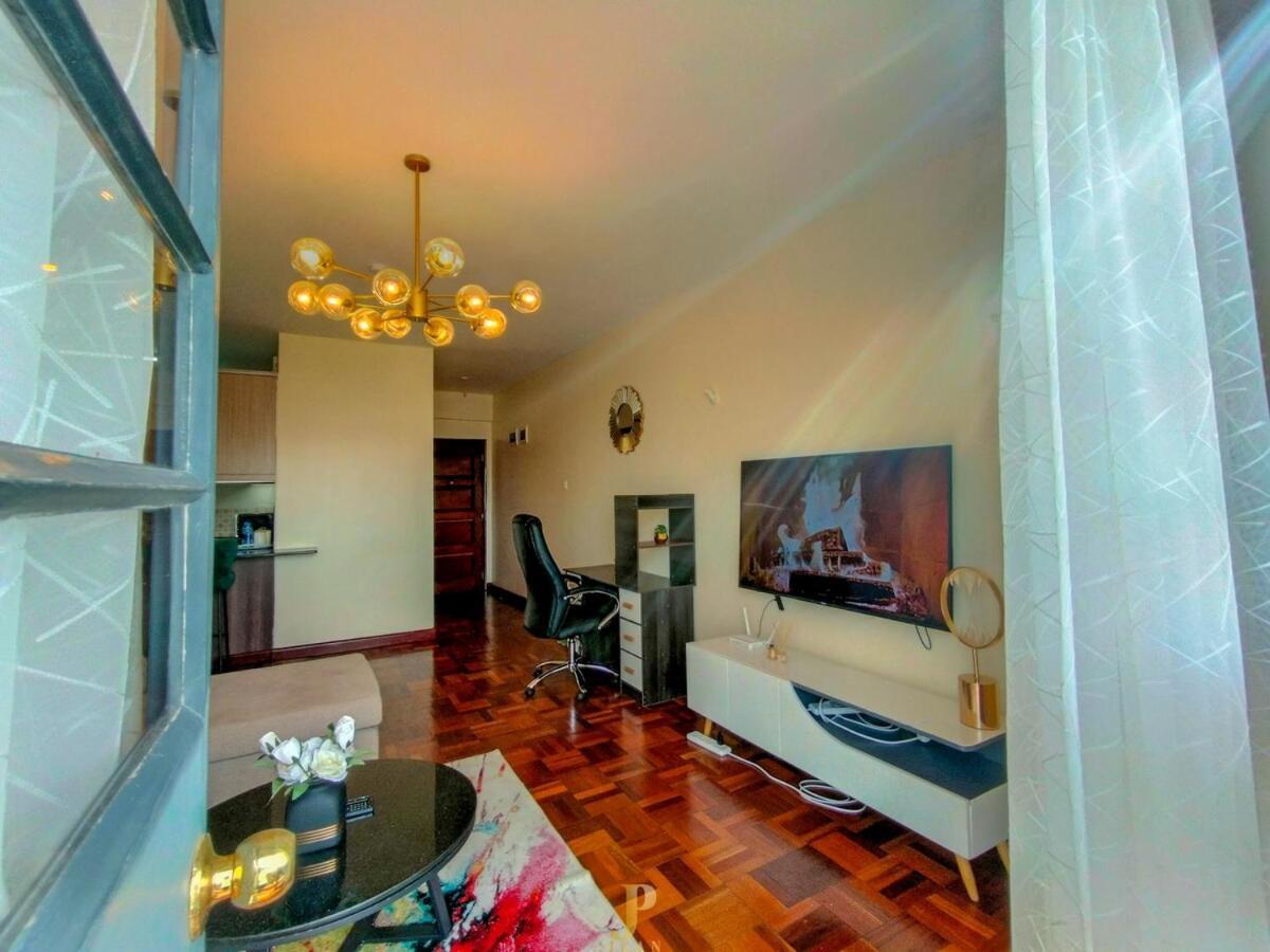 Westland Hub Fifth Apartment *