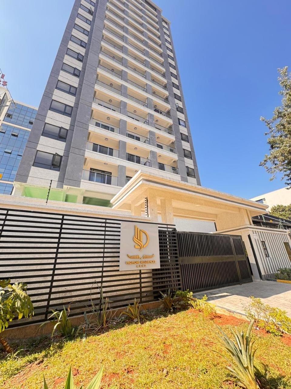Apartment 1 Bdr With Gym And Rooftop Bar In Kilimani Nairobi