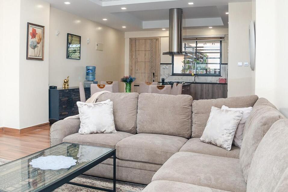 Stylish Overlooking A River * Nairobi