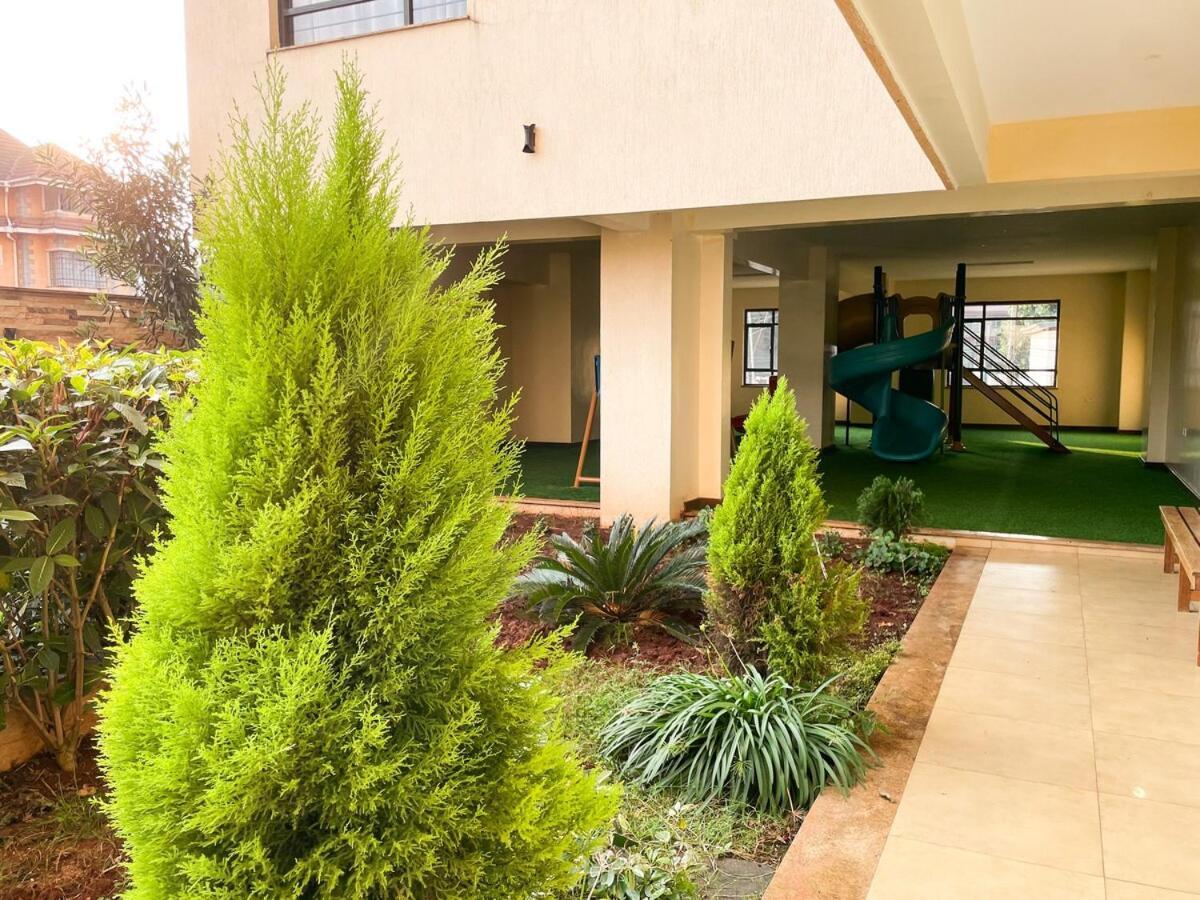 Apartment Stylish Overlooking A River Nairobi