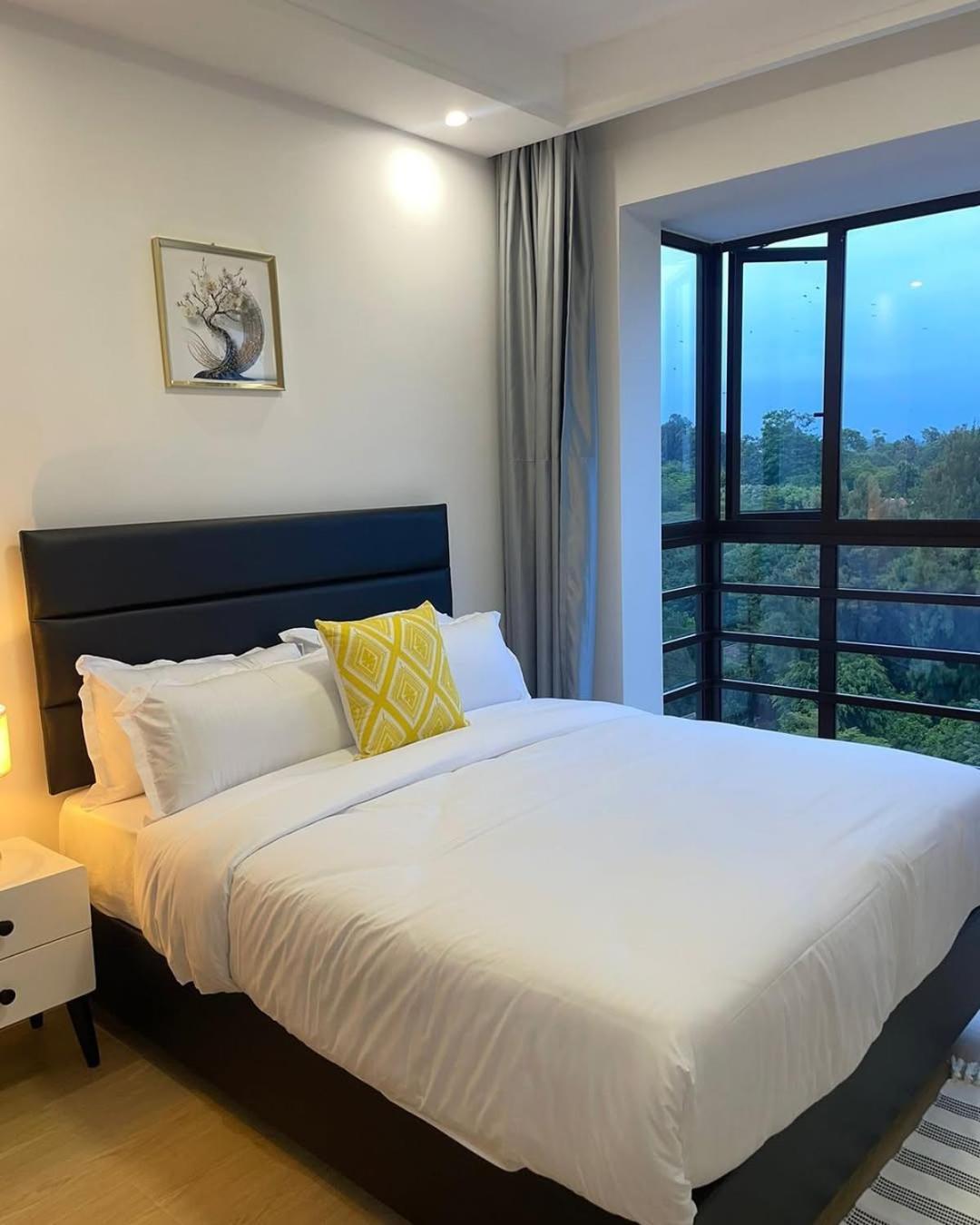 Urban Capital Apartment *