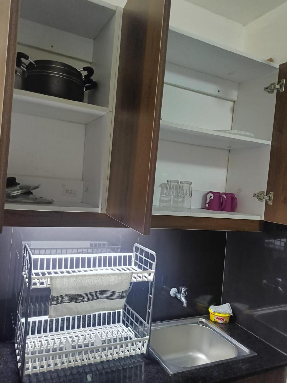 Legatus Cozy * Nairobi
