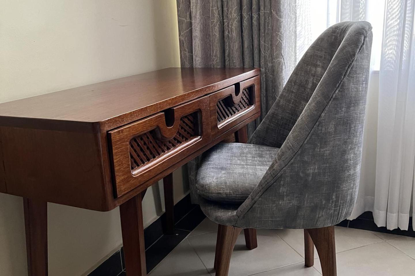 1-bed In Next To The Mall * Nairobi