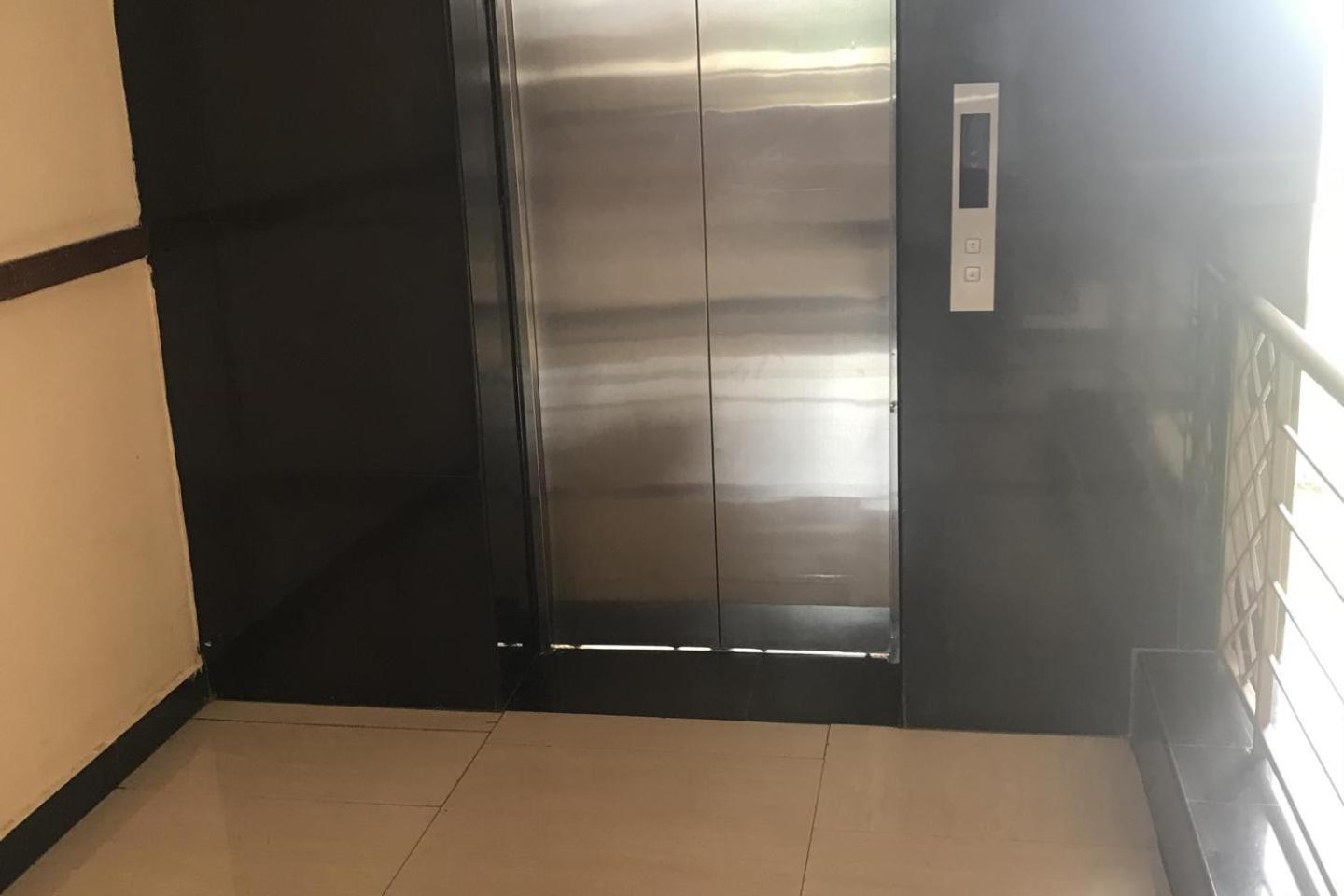 1-bed In Next To The Mall Apartment Nairobi