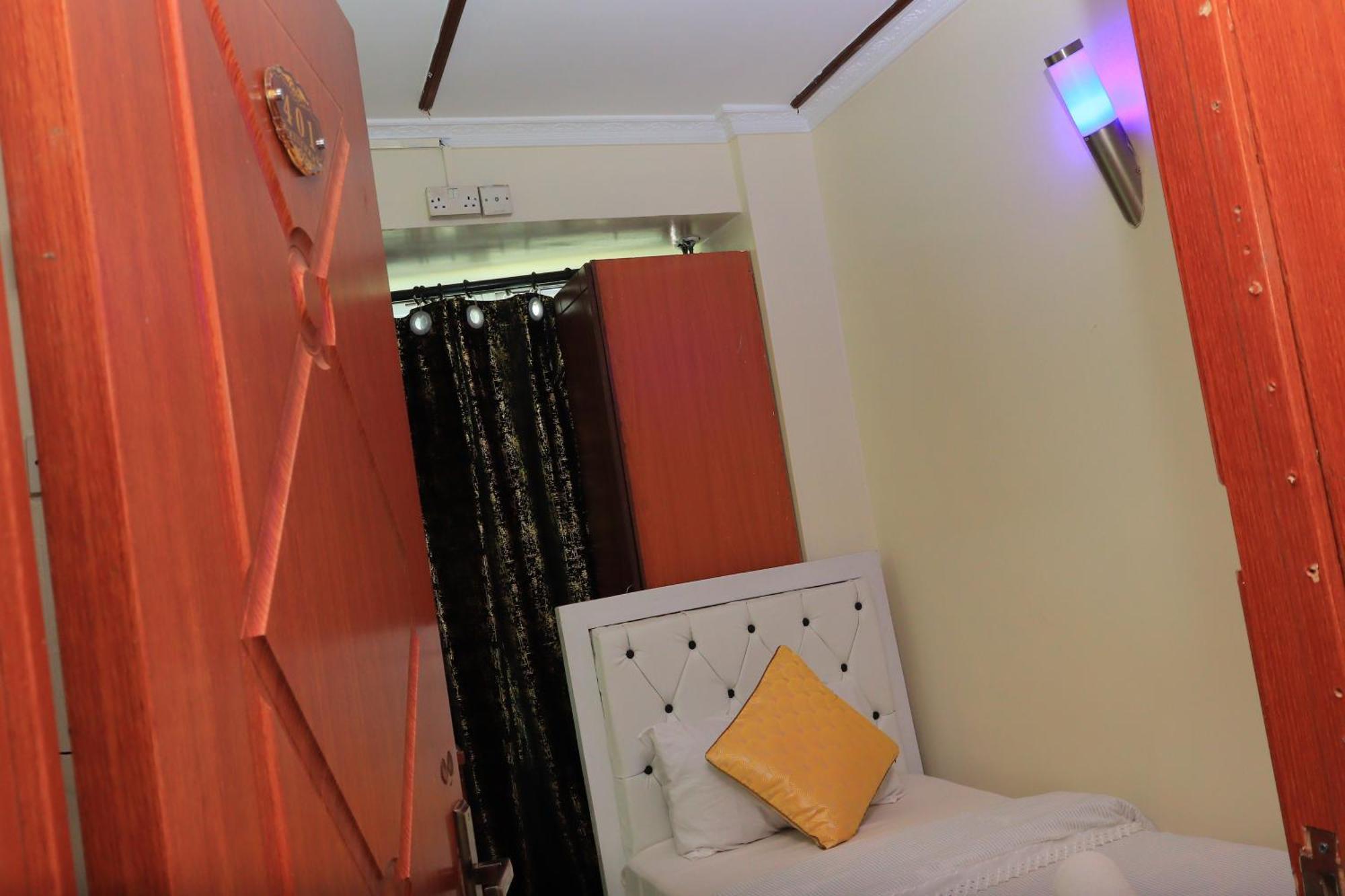 Hotel Almasi