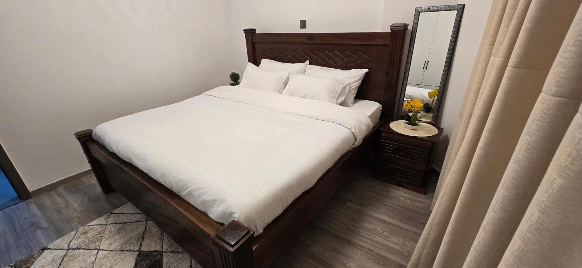 Oasis Kile- Modern 1-br, King Bed, Gym, Coffee Hse Nairobi