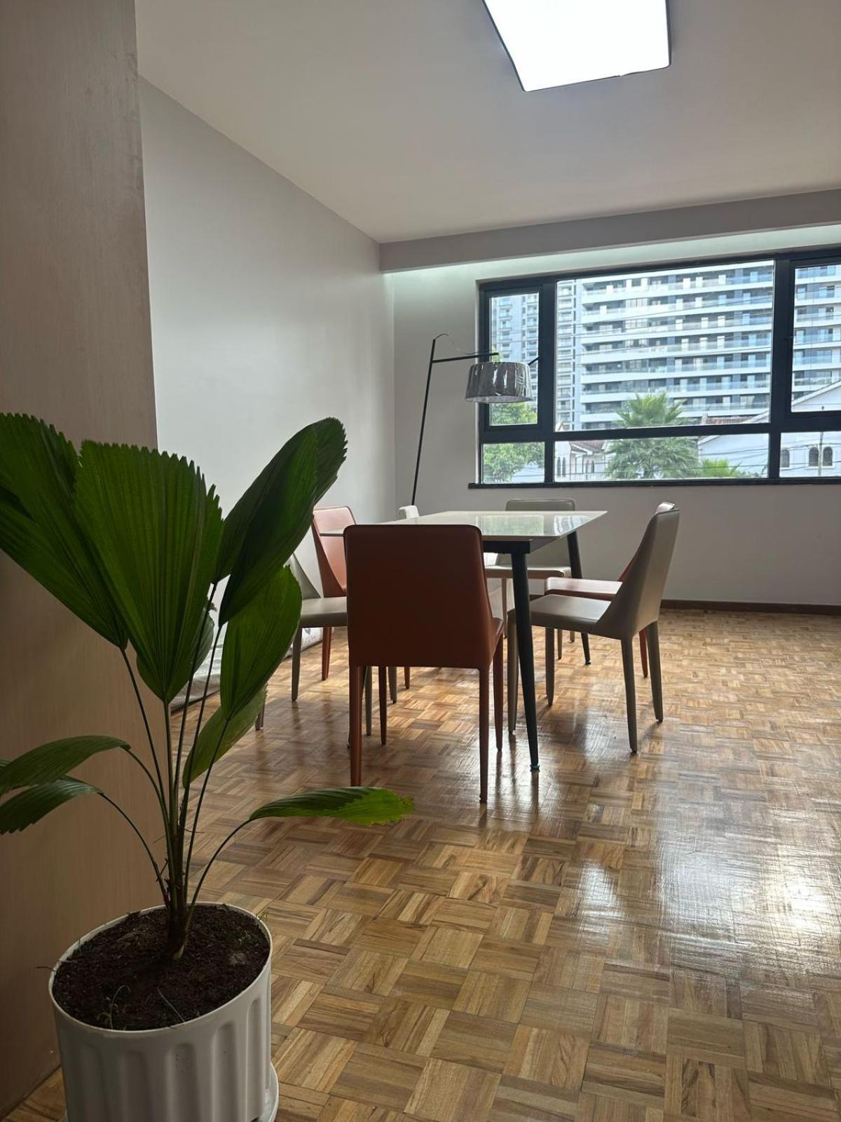 Apartment Purple Sun And Serviced