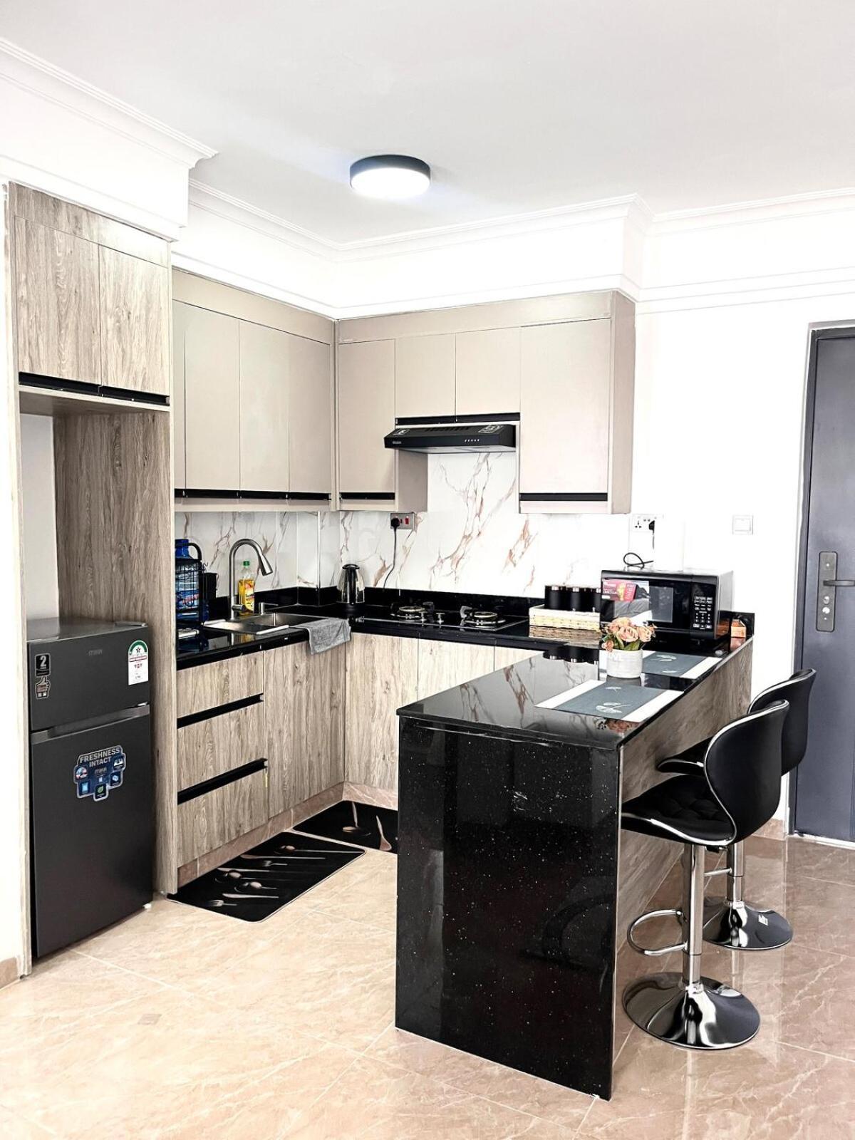 Apartment 1 Bdr With Gym And Rooftop Bar In Kilimani Nairobi