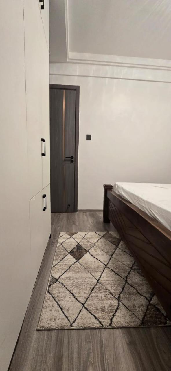 Oasis Kile- Modern 1-br, King Bed, Gym, Coffee Hse Apartment Nairobi
