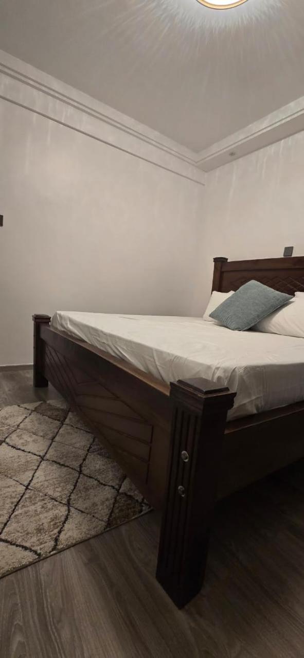 Oasis Kile- Modern 1-br, King Bed, Gym, Coffee Hse