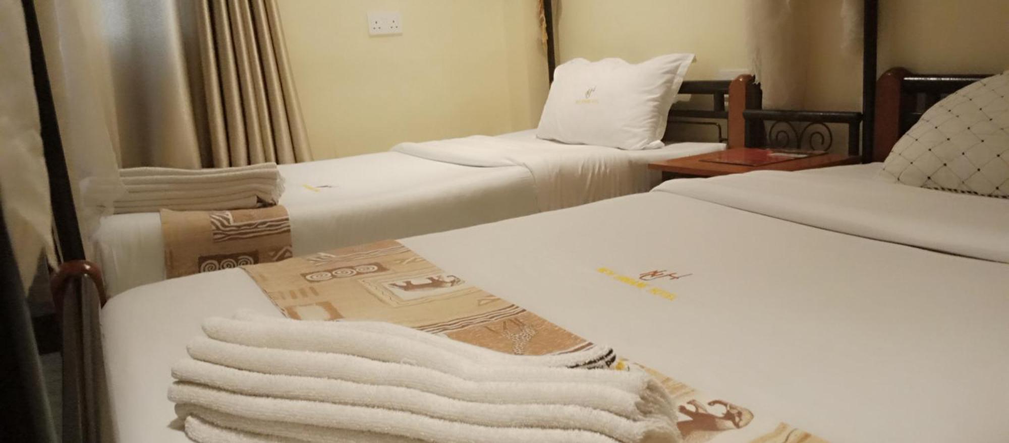 Urbane Urbane Plaza Hotel