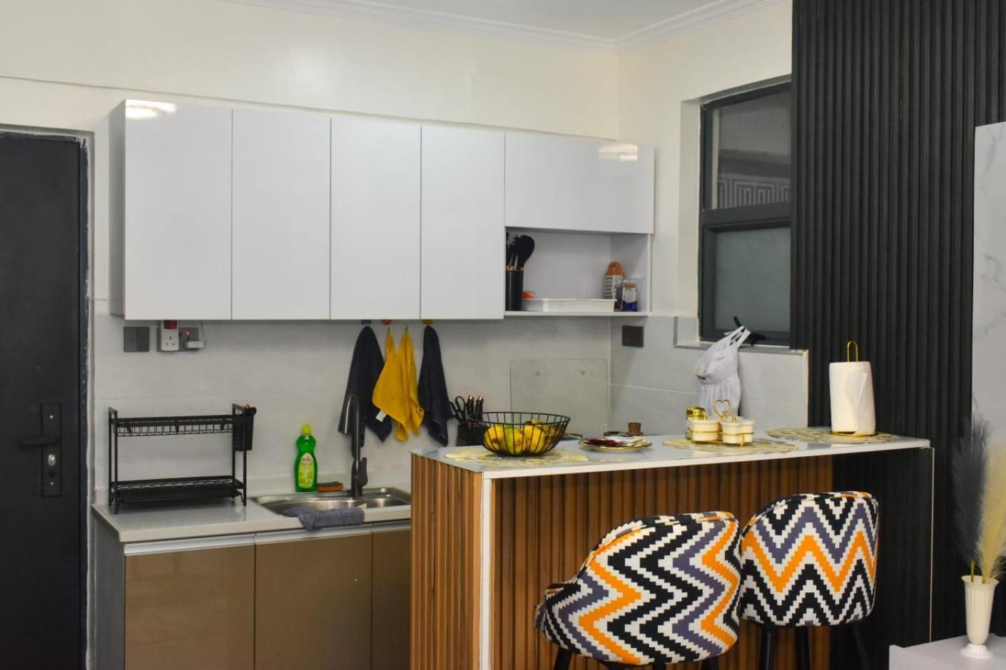 Guest house Modern & Cozy One Bedroom Apartment, Golden Mango Heights, 9th Floor Nairobi