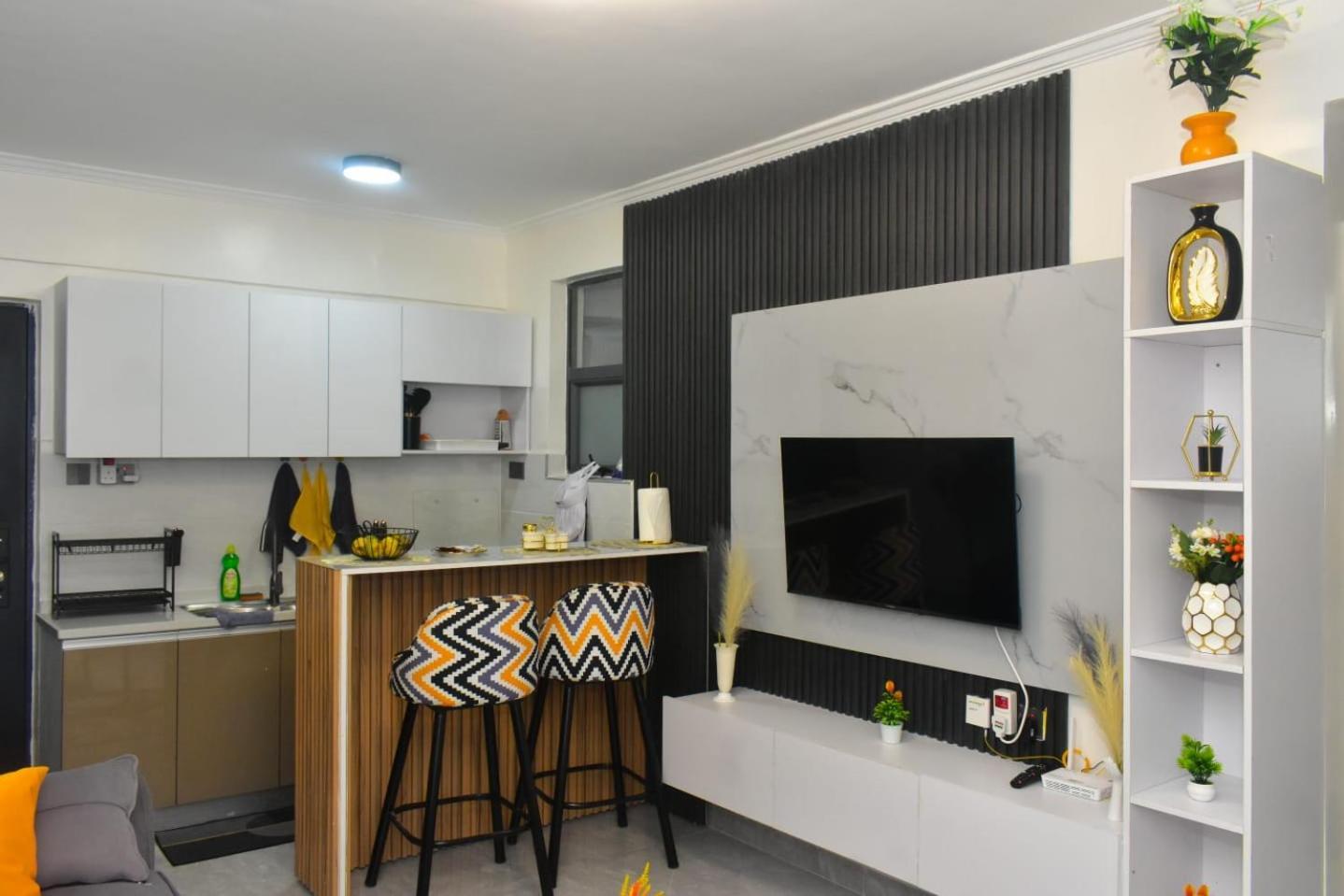 Modern & Cozy One Bedroom Apartment, Golden Mango Heights, 9th Floor