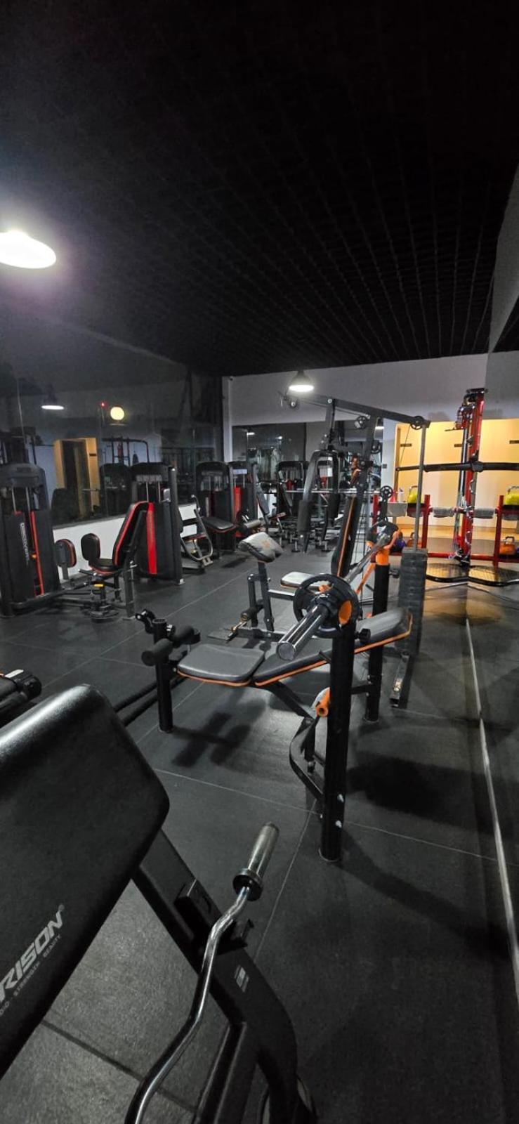 Oasis Kile- Modern 1-br, King Bed, Gym, Coffee Hse Apartment Nairobi