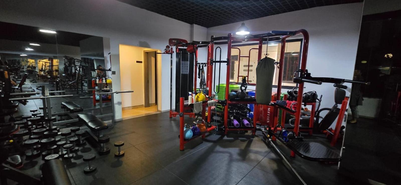 Oasis Kile- Modern 1-br, King Bed, Gym, Coffee Hse Apartment