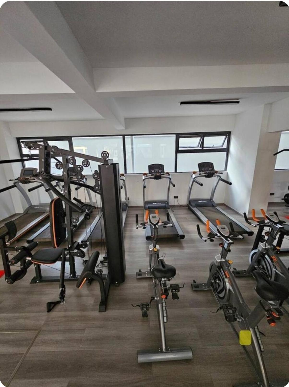 Chic,stylish & Inviting 3br Getaway In Kilimani