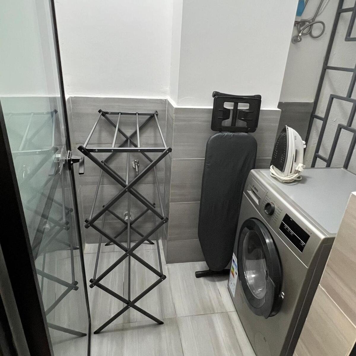 One Bedroom In Lavington Apartment *