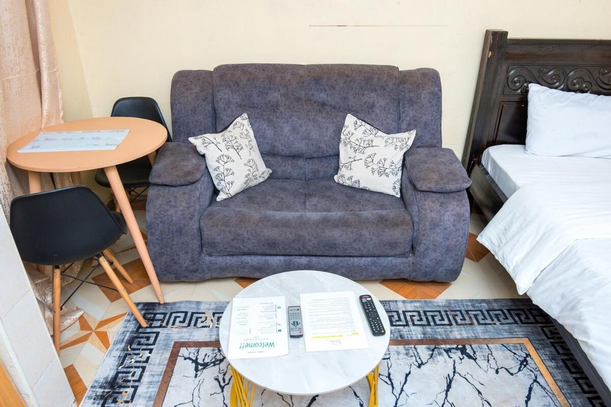 Apartment At Roybahn Heights Trm Gate H *