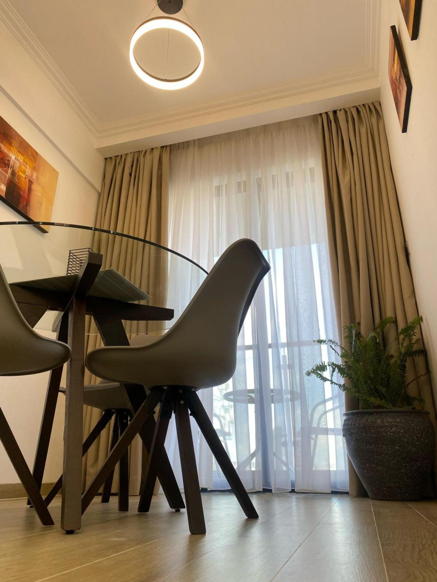 One Bedroom At Marina Bay Westlands