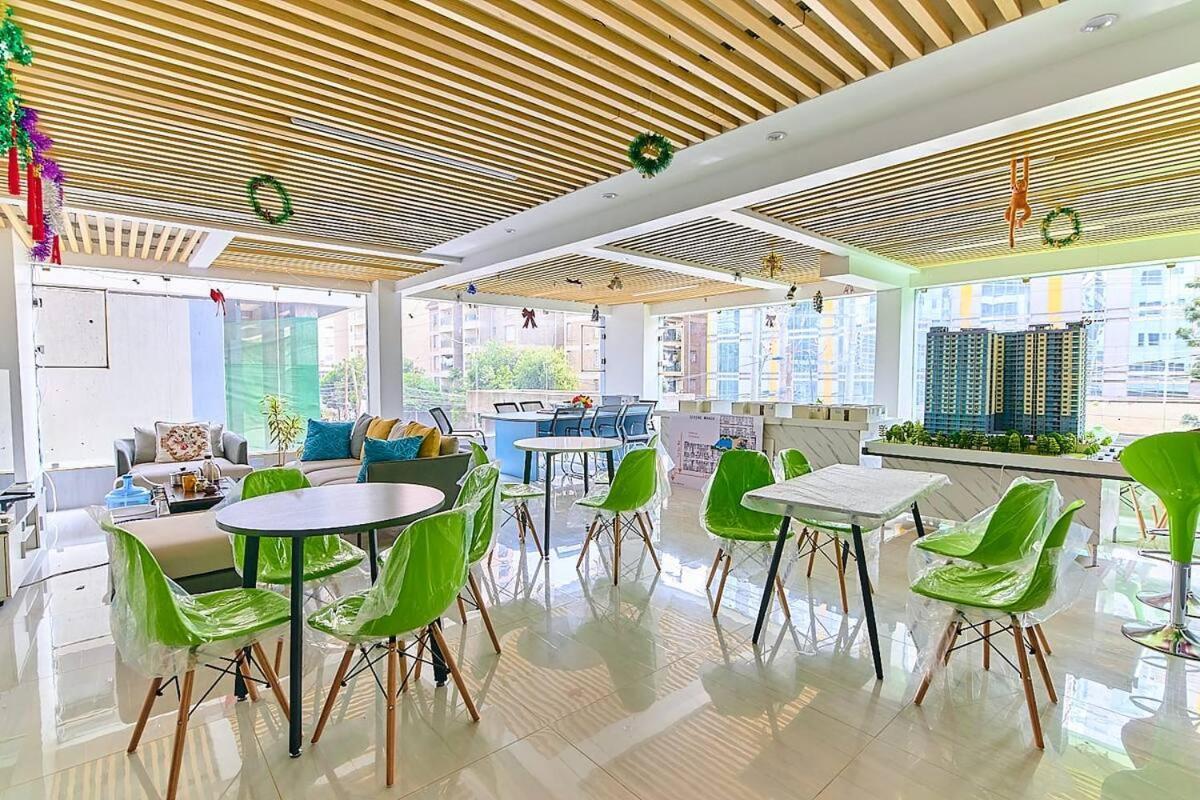 Golden Mango Heights Apartment *