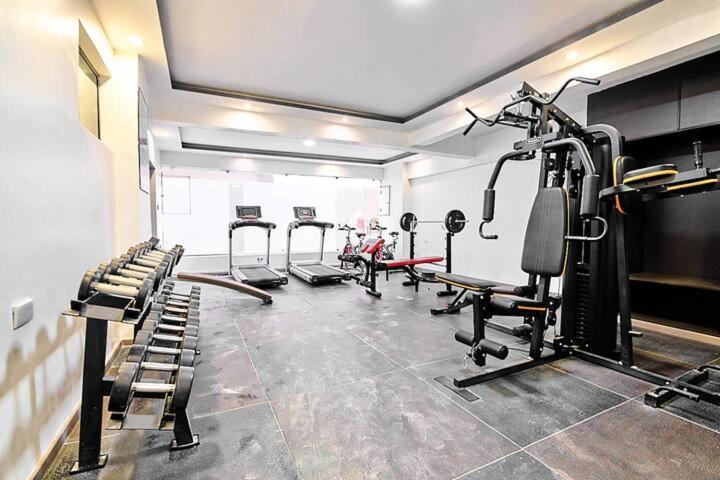 Golden Mango Heights Apartment *