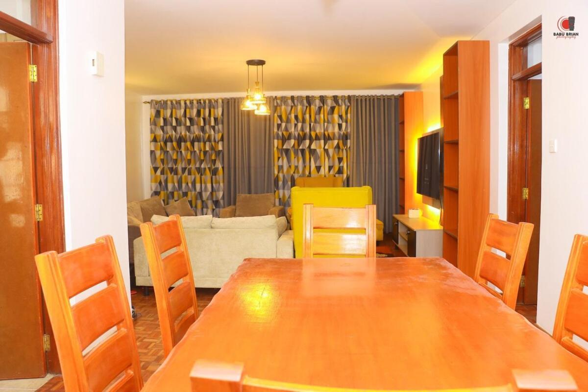 Luxurious Graceland *
