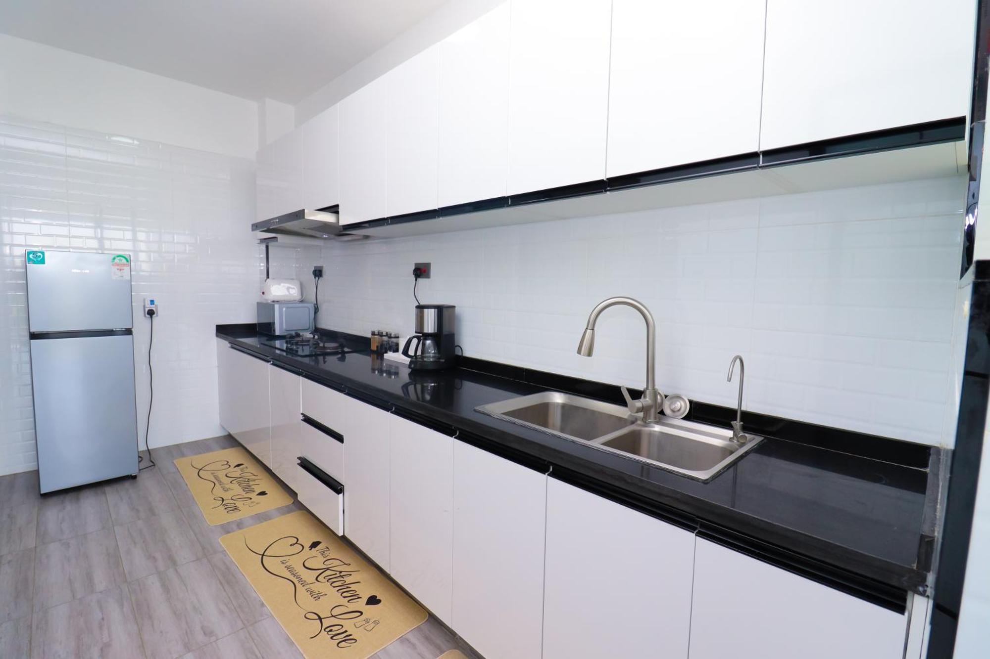 Apartment His & Hers Furnished 3 Bedroom In Kilimani,staroot Residency *