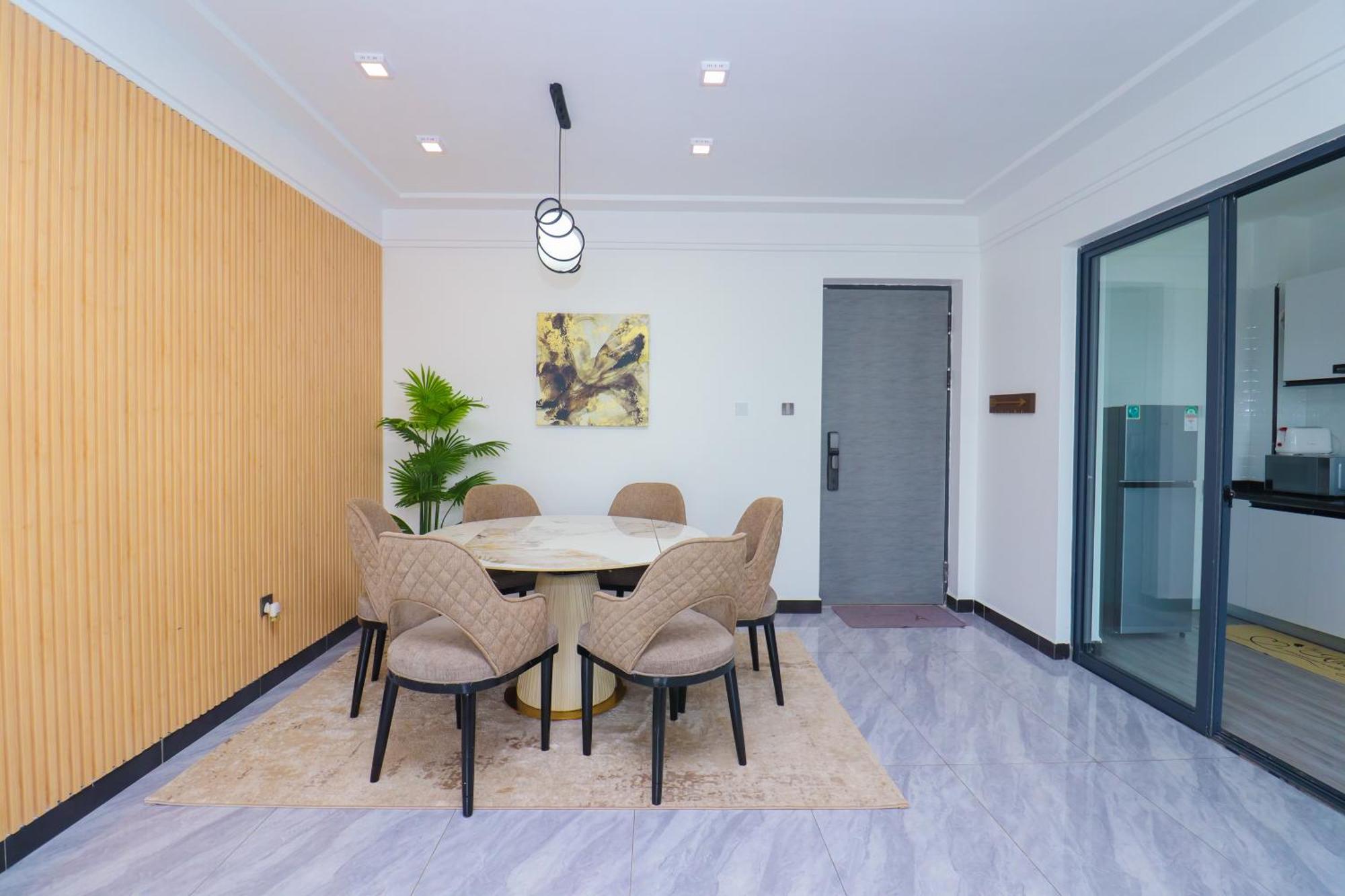 Apartment His & Hers Furnished 3 Bedroom In Kilimani,staroot Residency