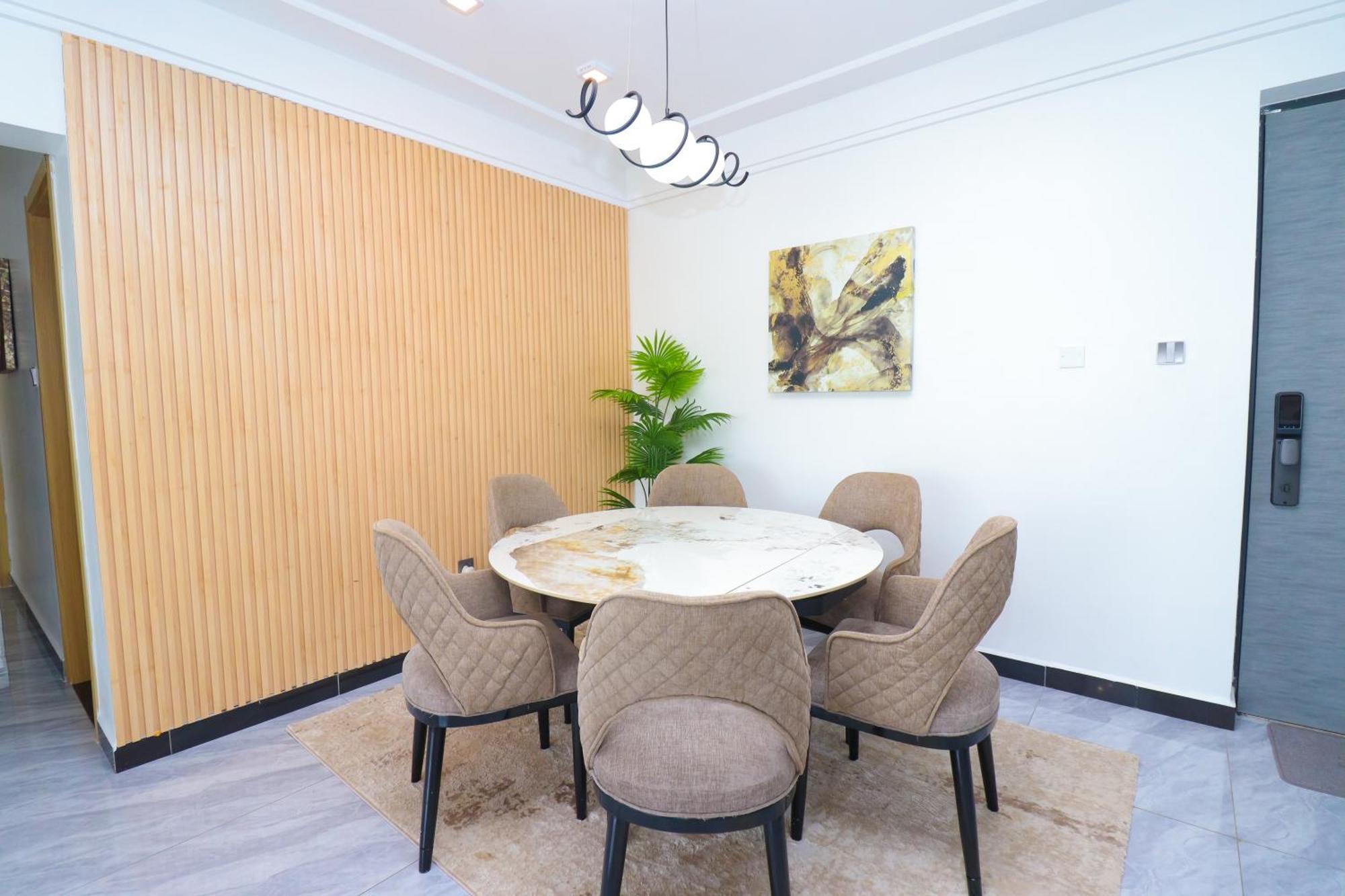 His & Hers Furnished 3 Bedroom In Kilimani,staroot Residency *